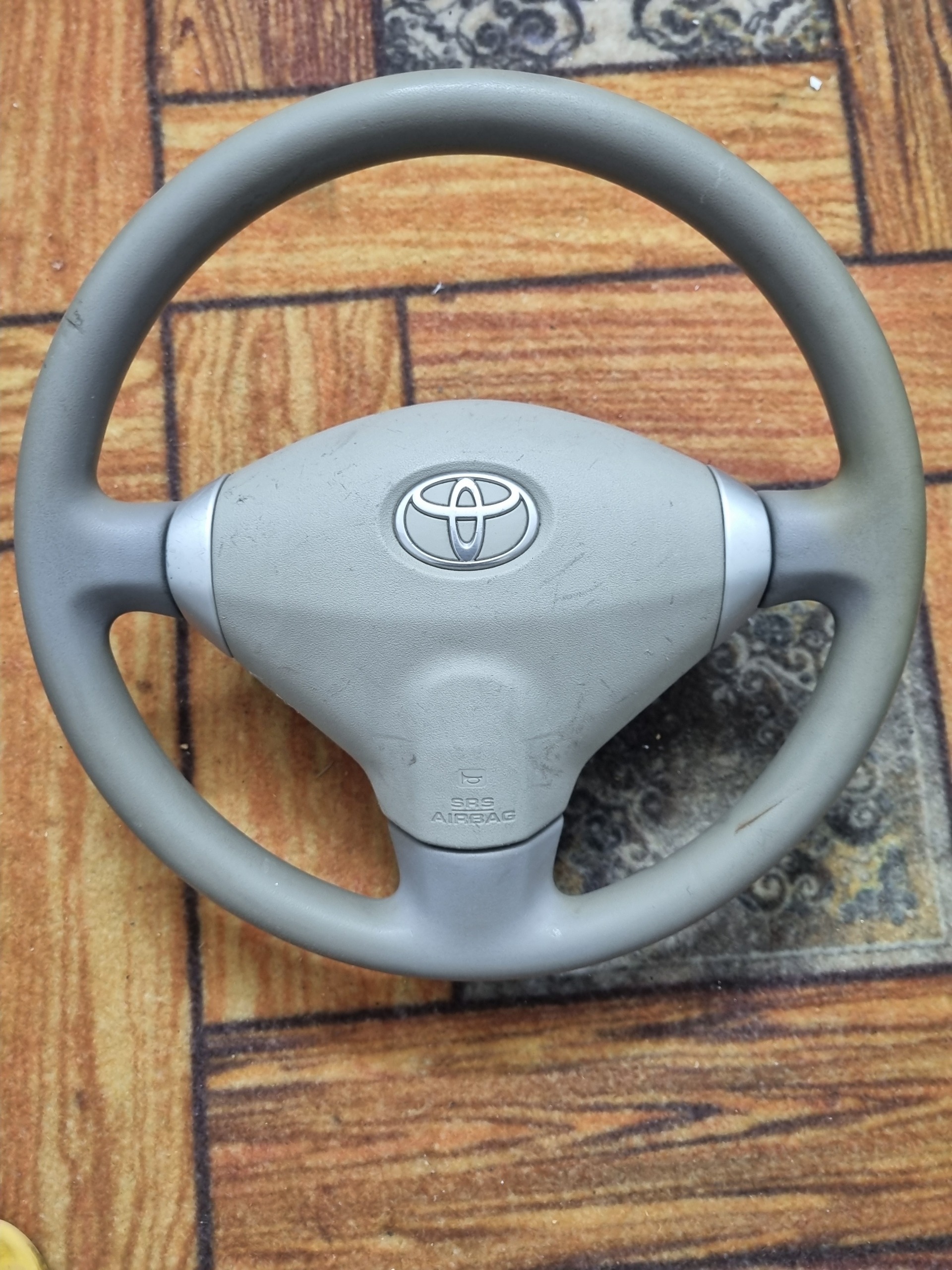 فرمان تویوتا فقط 2 میلیون و 600