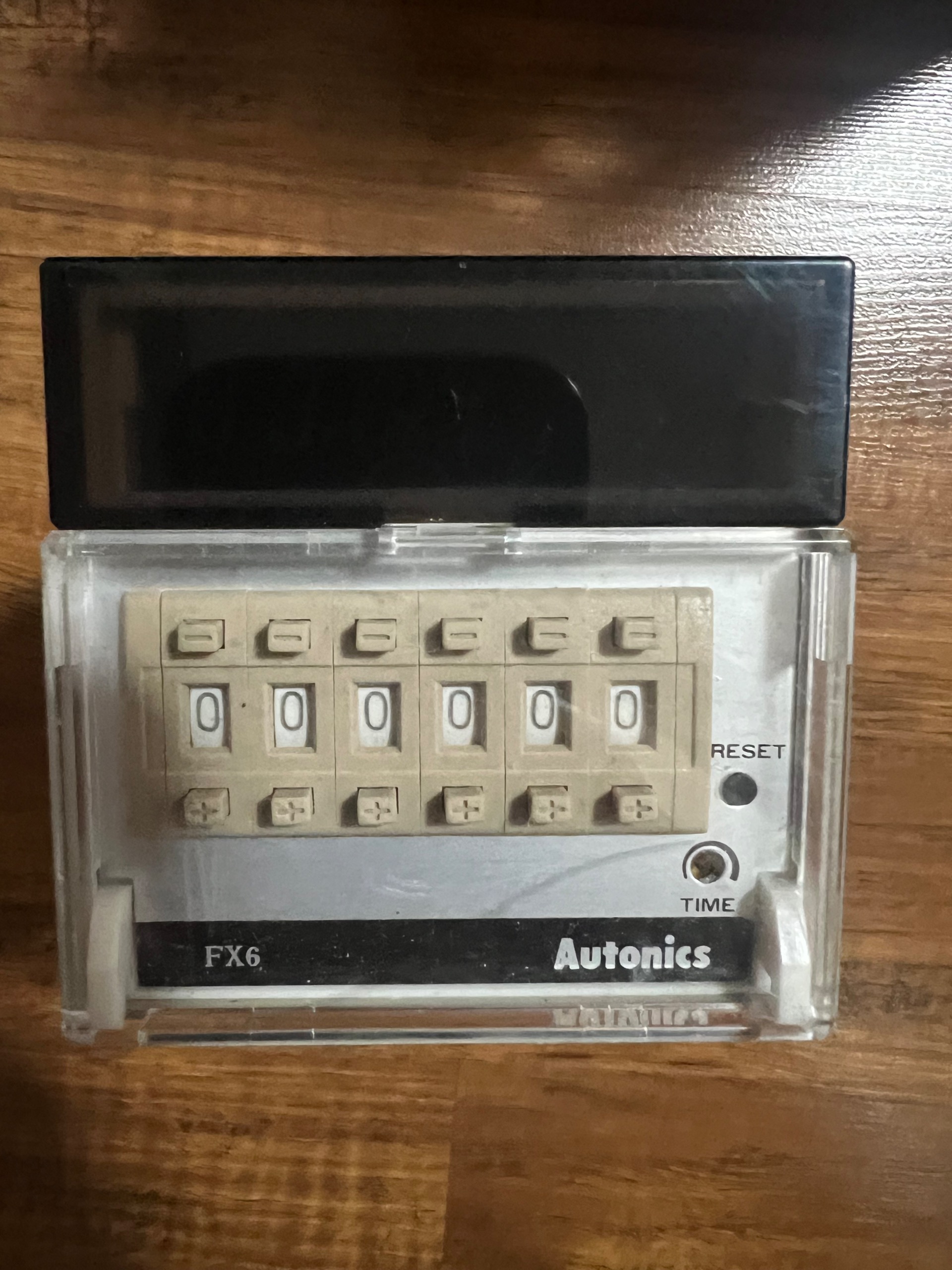 کانتر شمارشگر آتونیکس کره مدل fx6m-1p4