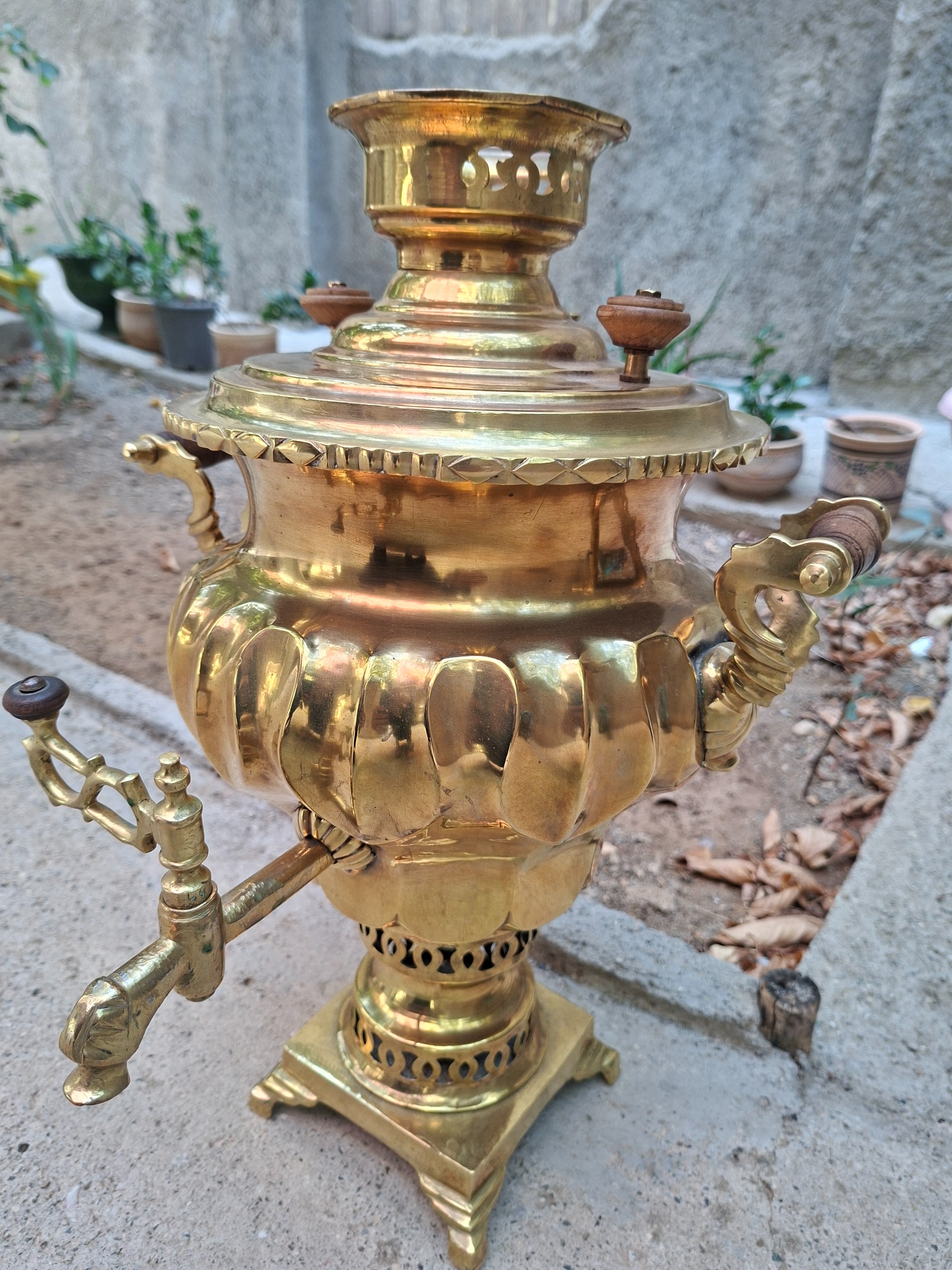 سماور ذغالی قدیمی