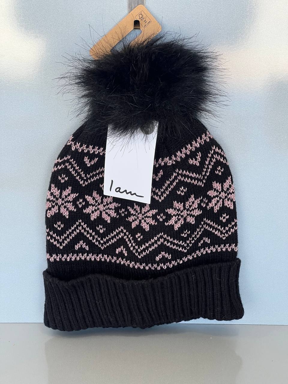 کلاه بافتنی  پومدار