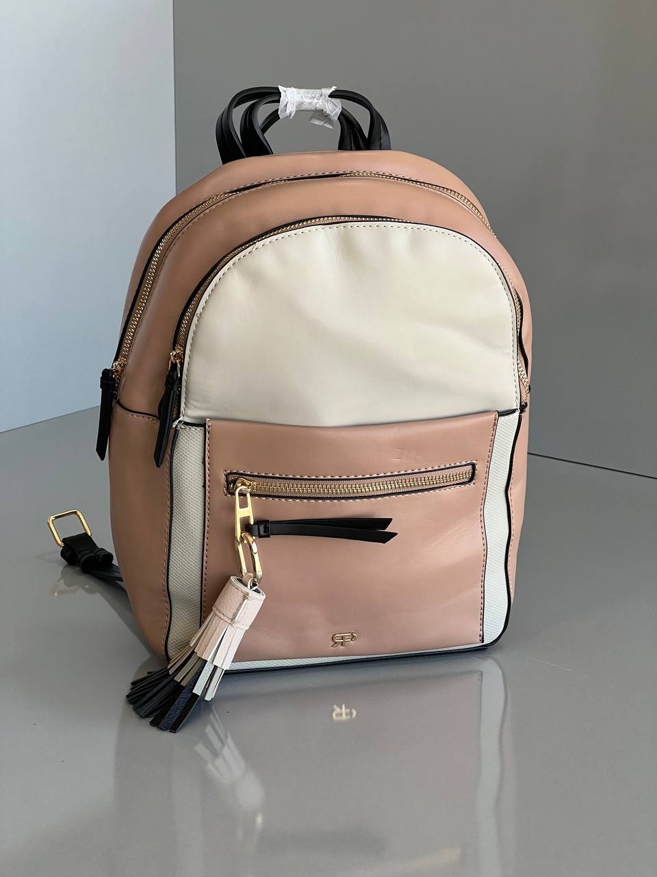 کوله کالباسی Parfois