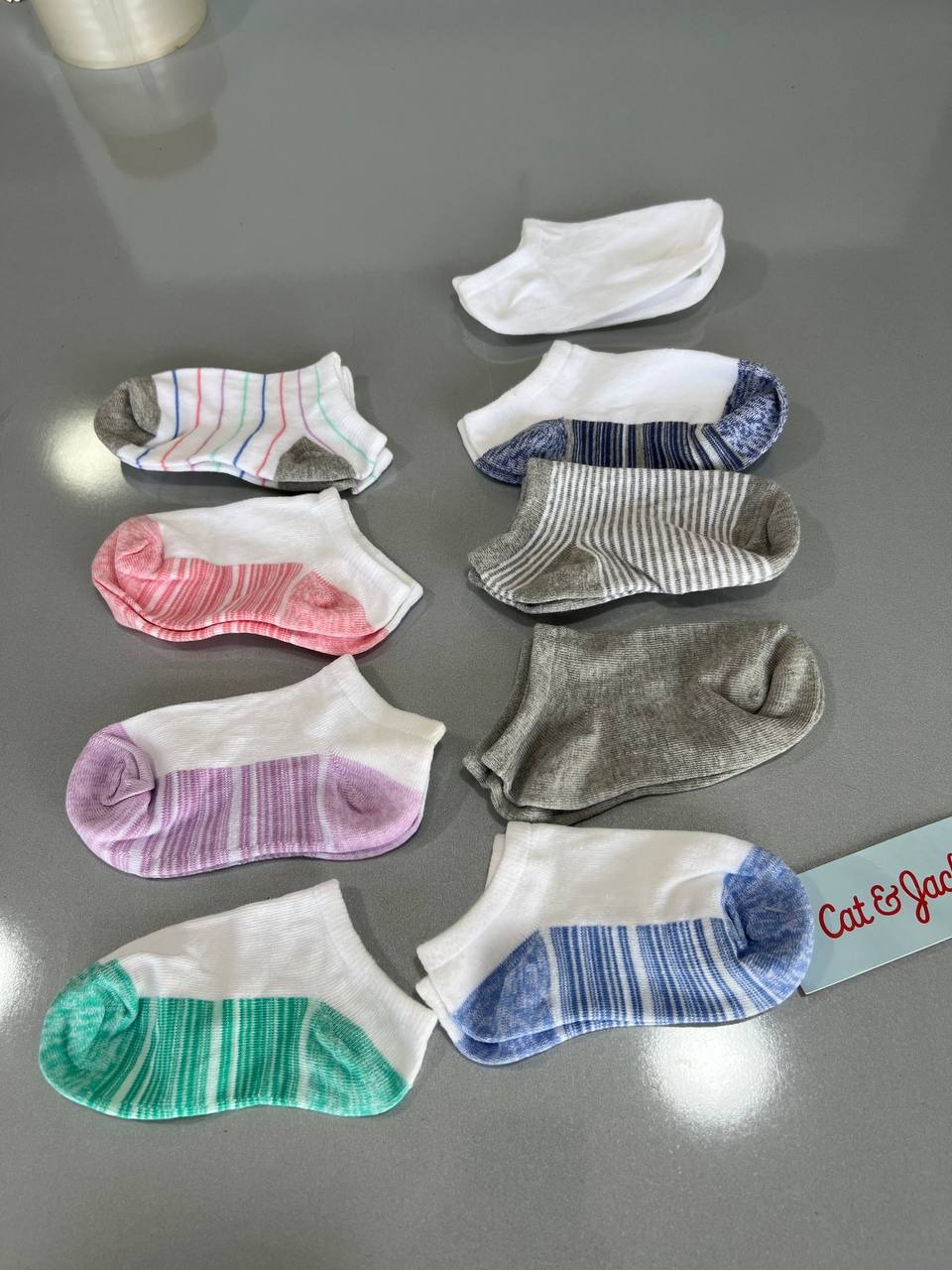 جوراب نوزادی 6 الی 12 ماه برند cat and jack