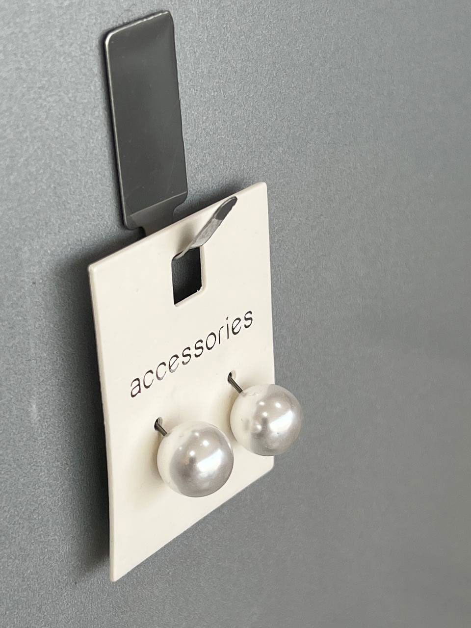 گوشواره میخی مرواریدی توپی بزرگ