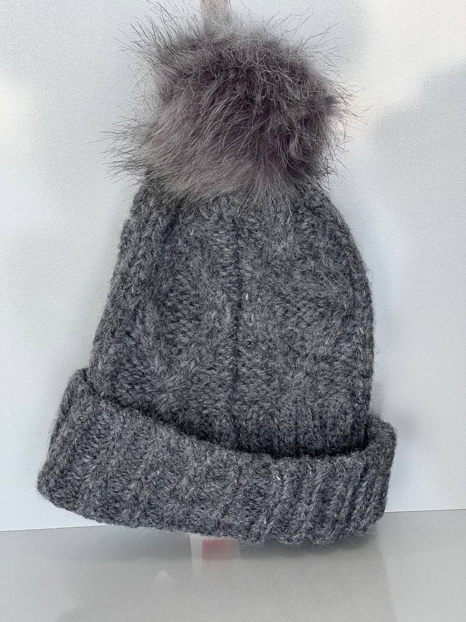 کلاه پوم دار بافت پشم برند سیکس