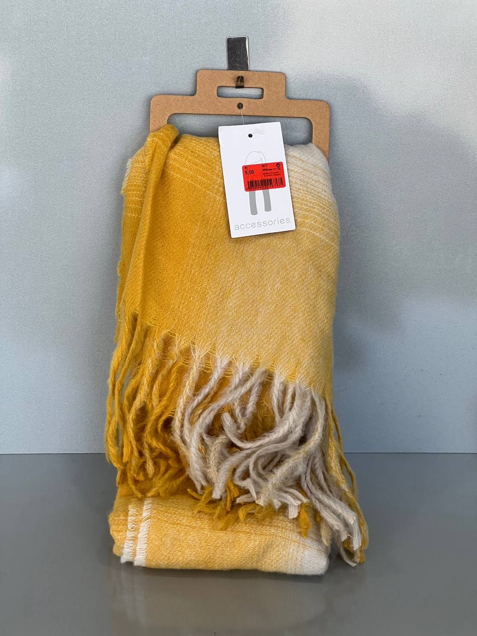 خرید شالگردن دخترانه برند Accessories