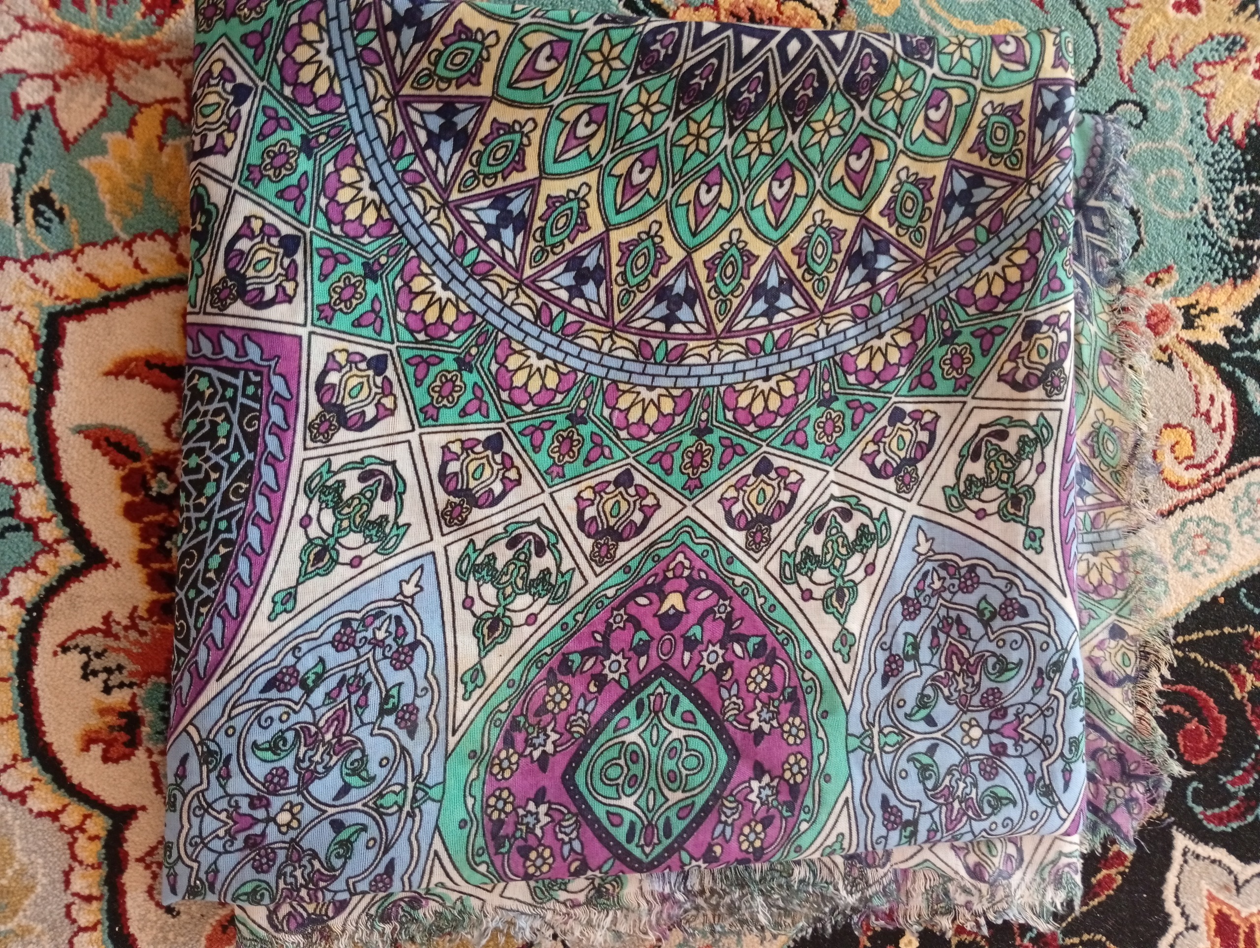 روسری سنتی زیبا