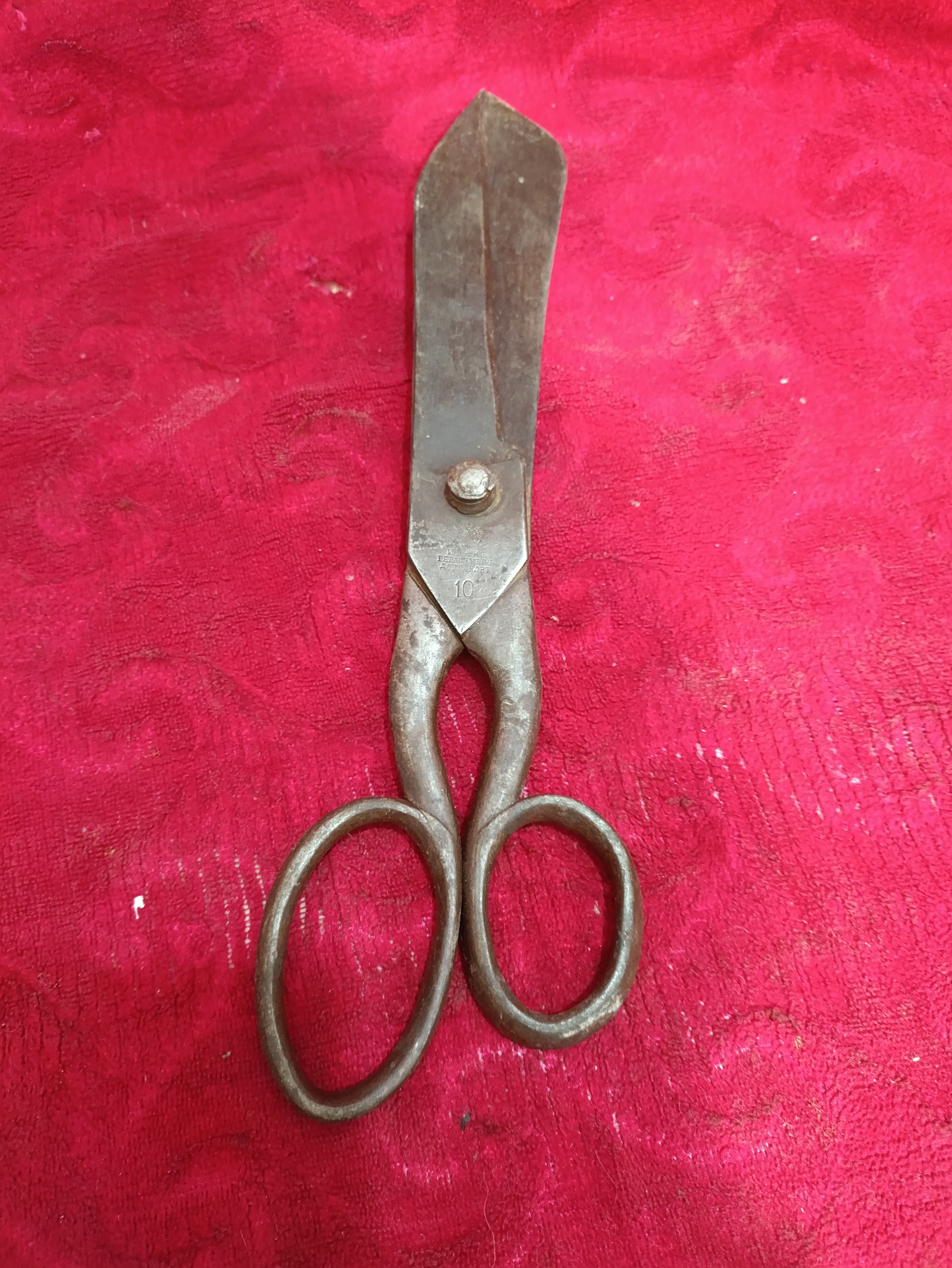 قیچی قدیمی روسی