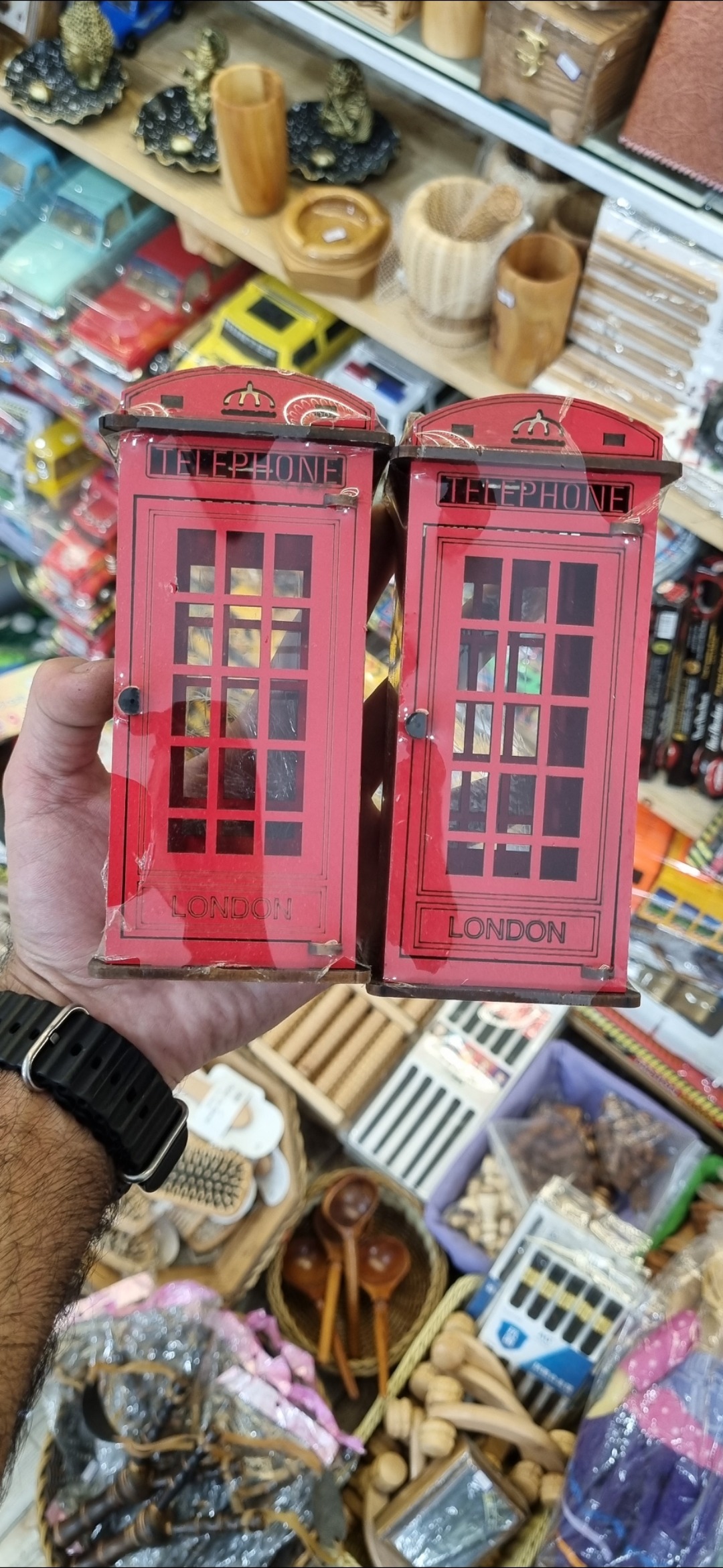 جای شمع باجه تلفن لندن