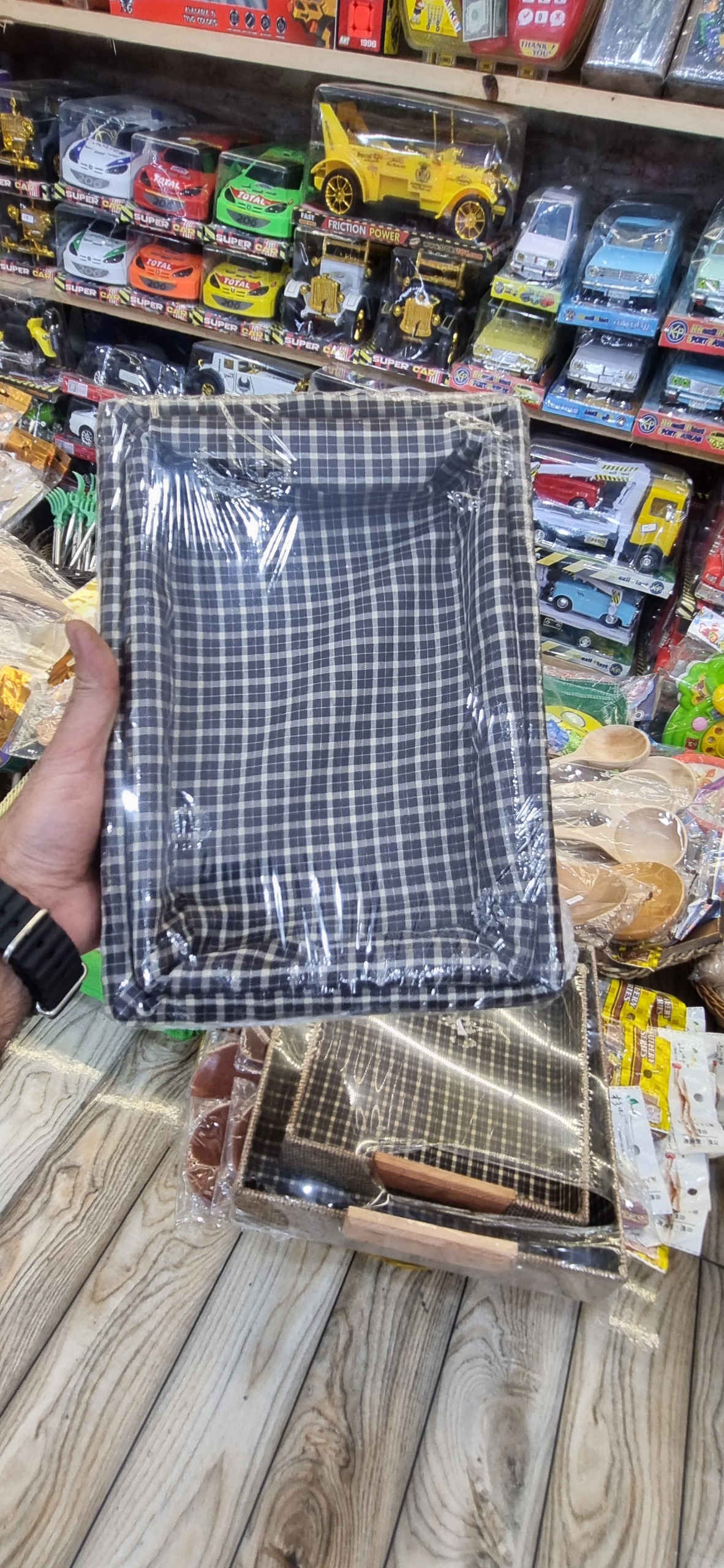 جای نان چوبی پارچه ای