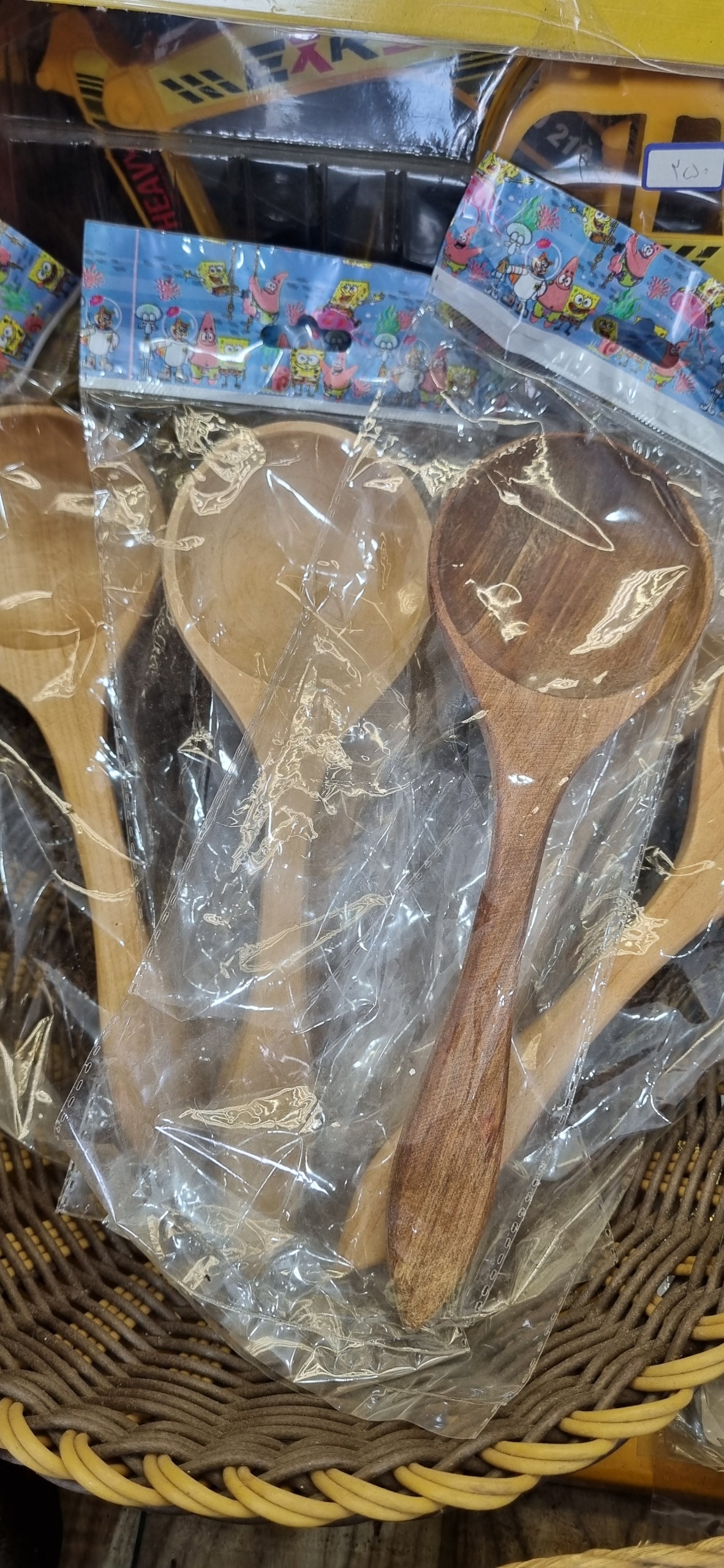 ملاقه چوبی متوسط گود