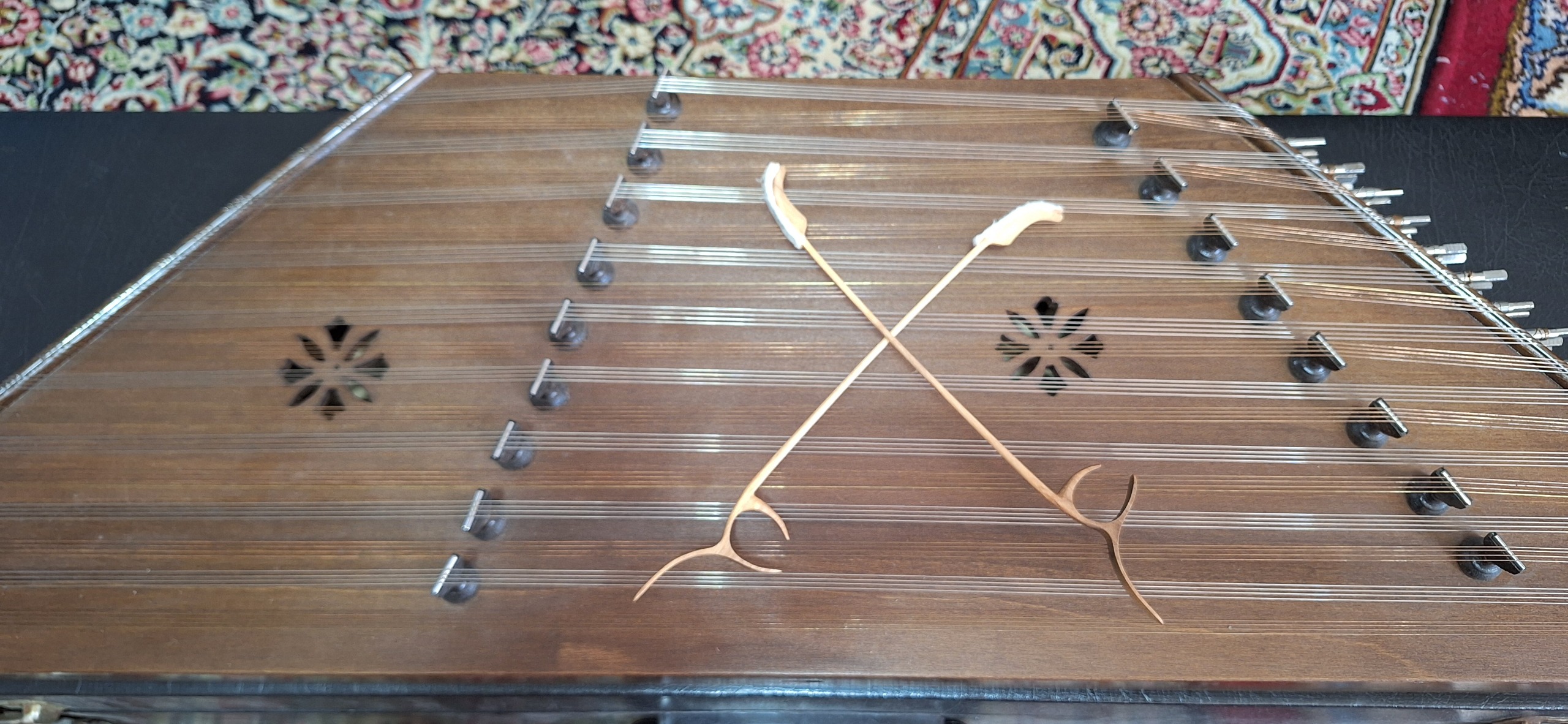 سنتور دو مهر عشقی