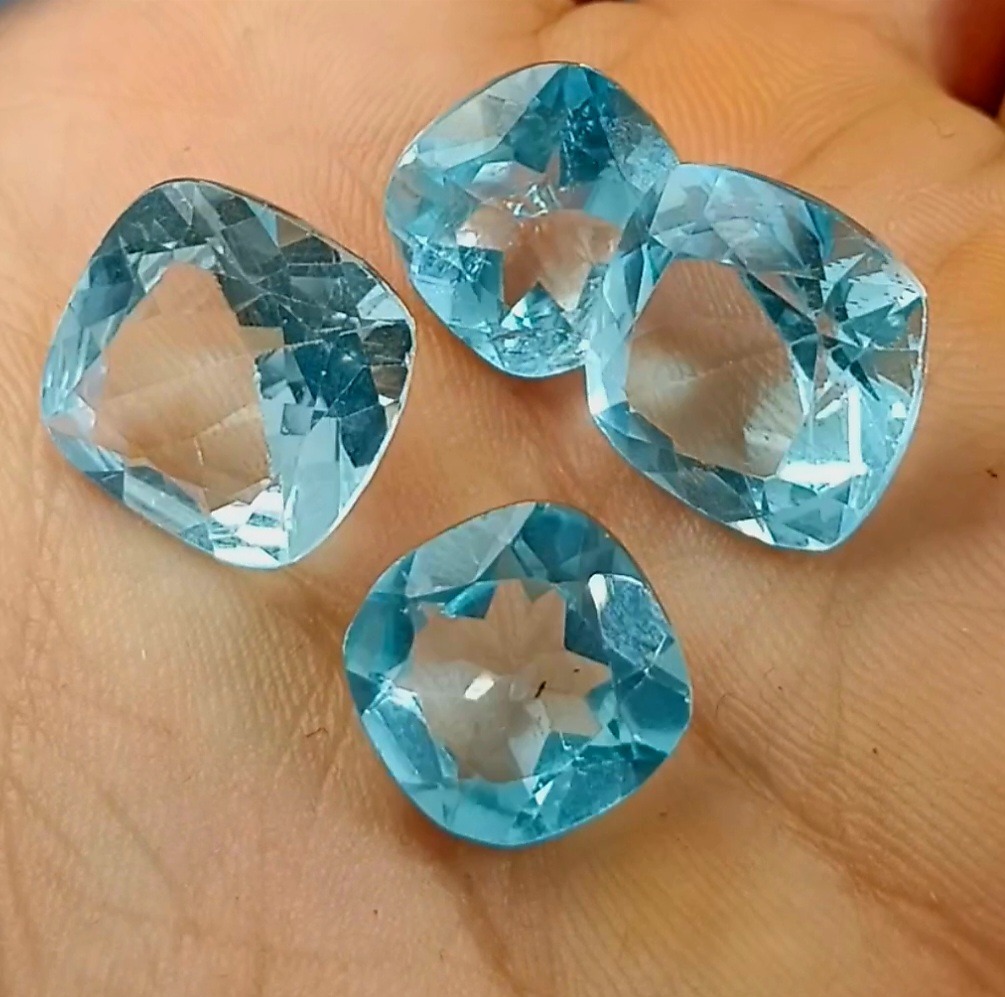 4 عدد توپاز سوئیسی طبیعی تراش باگت