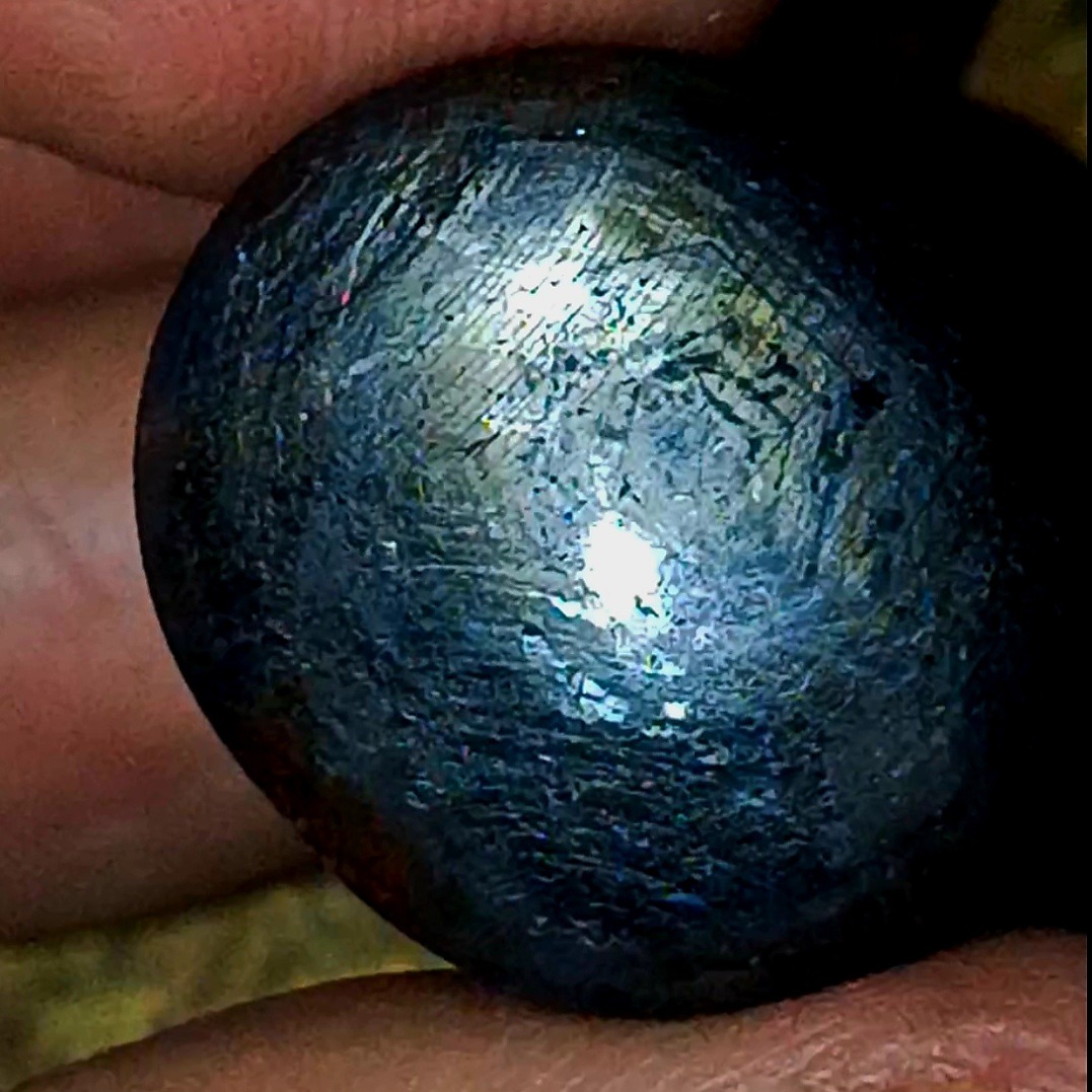 یاقوت استار غولپیکر آفریقایی طبیعی