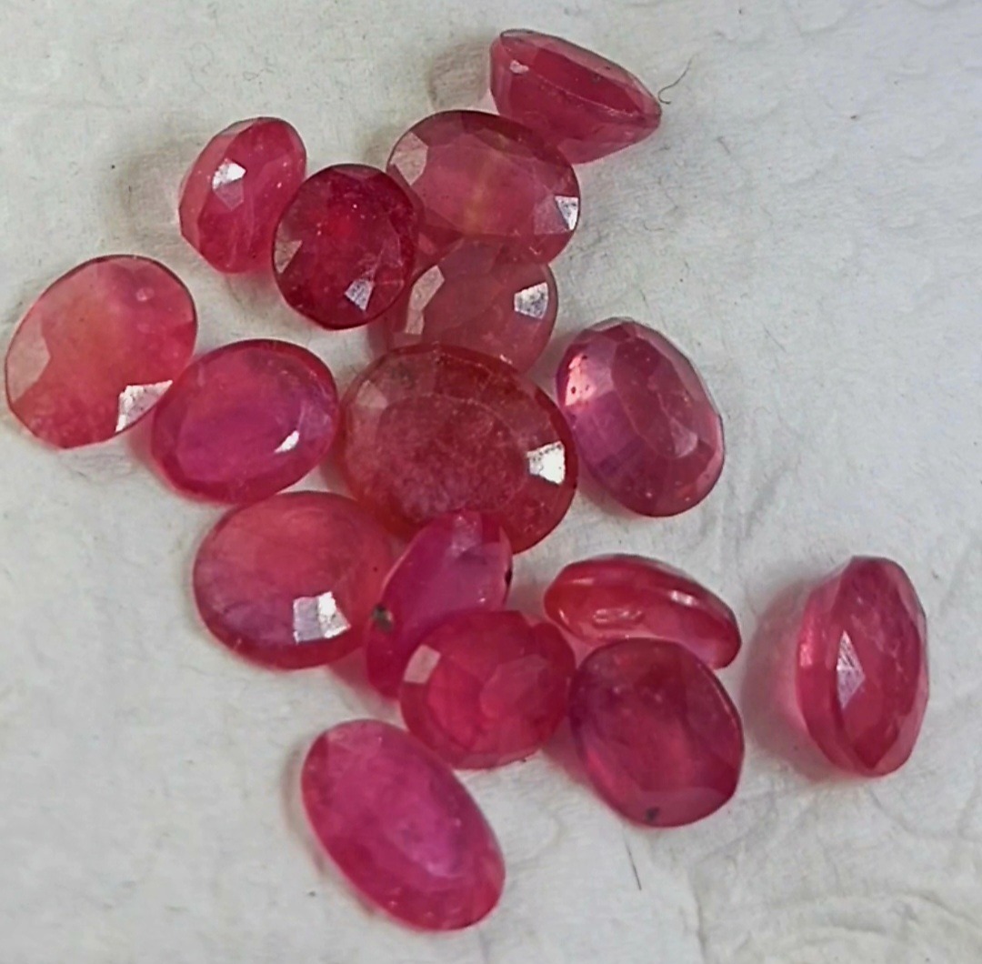 16 عدد یاقوت آفریقایی طبیعی