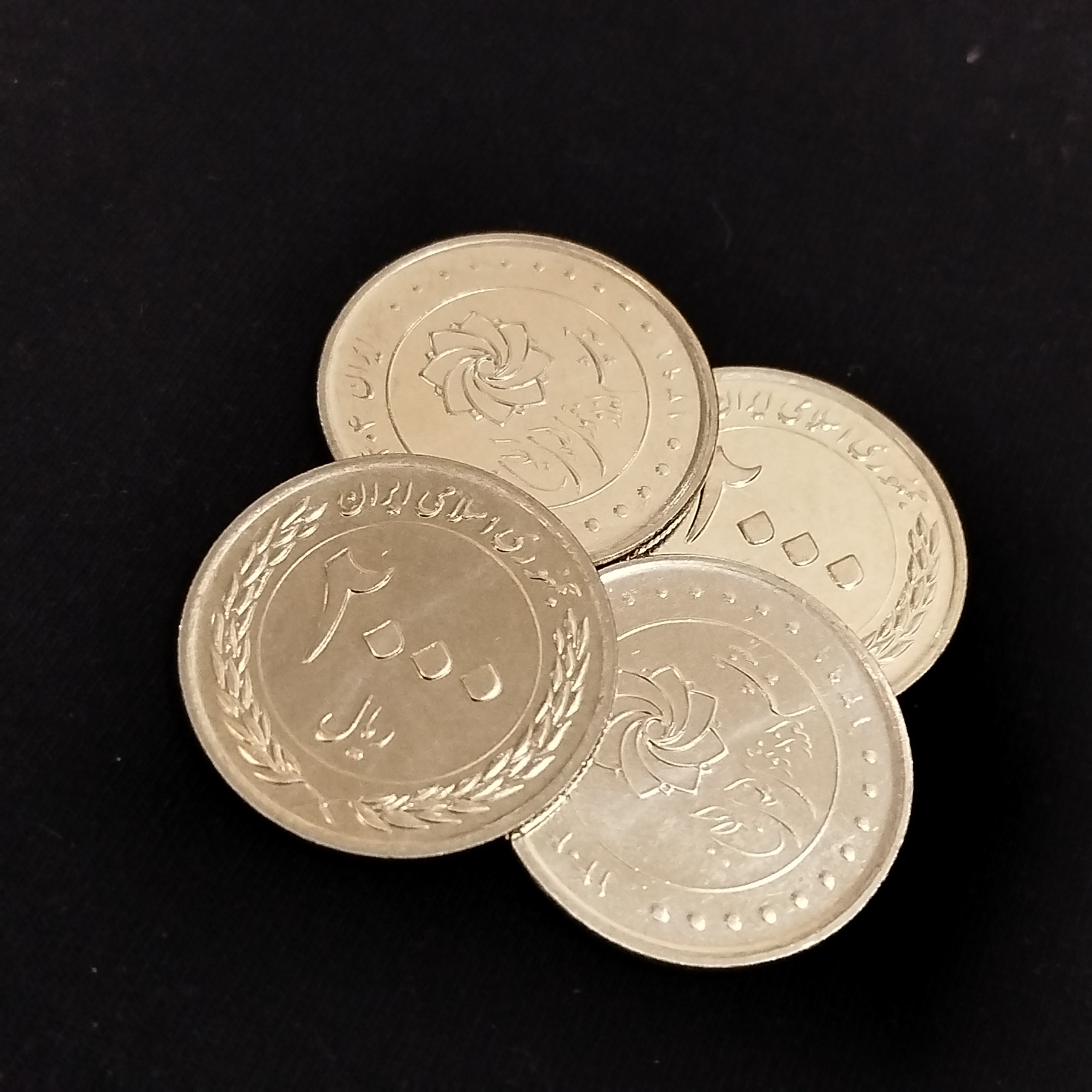 4 عدد سکه 2000 ریالی سند چشمانداز سوپربانکی