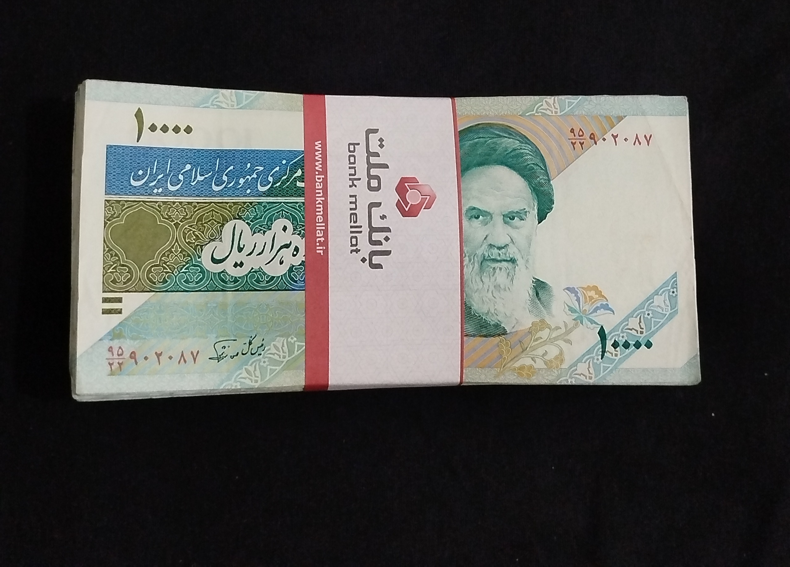 بسته صدتایی اسکناس 10000 ریالی دماوندی با کیفیت