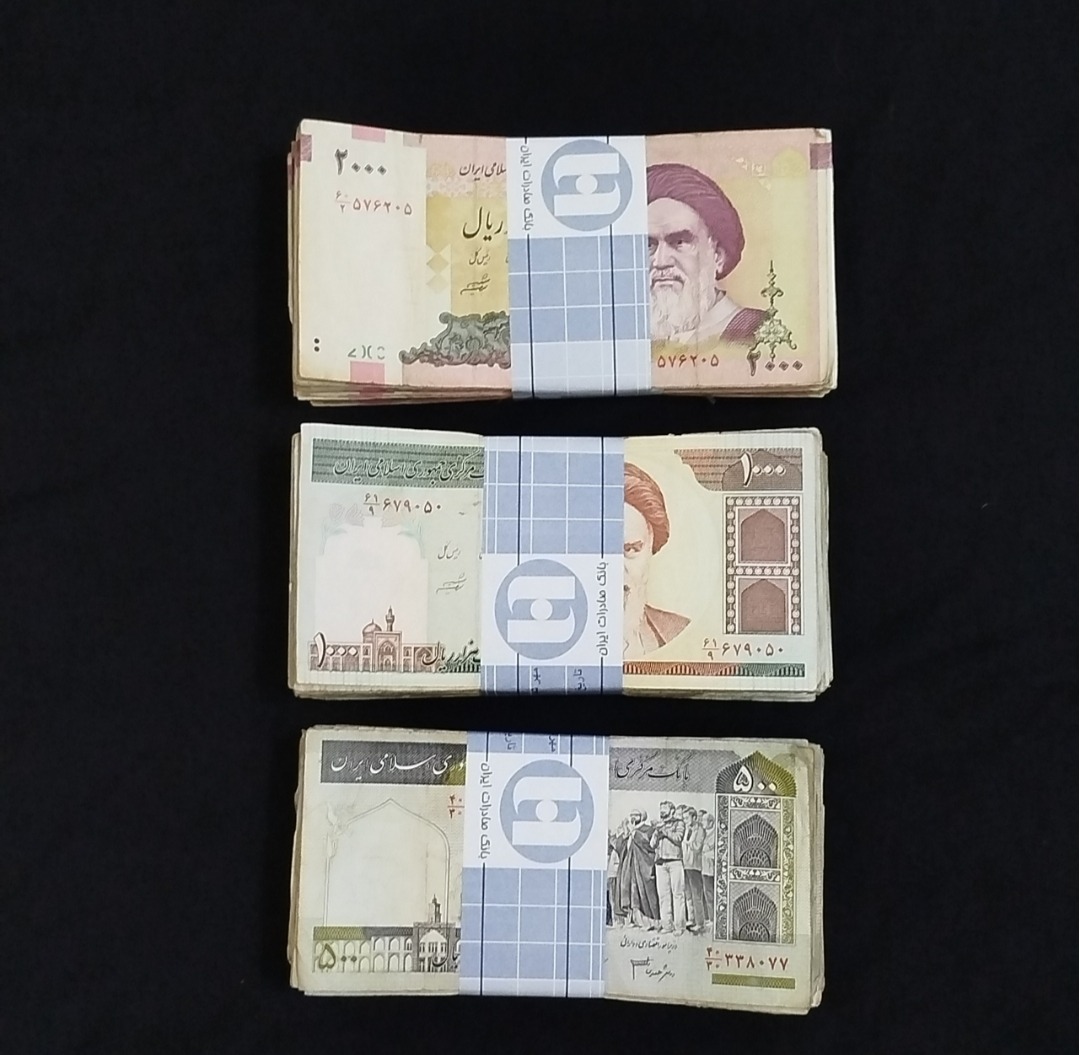 ست 3 بسته اسکناس 500 . 1000 . 2000 ریالی