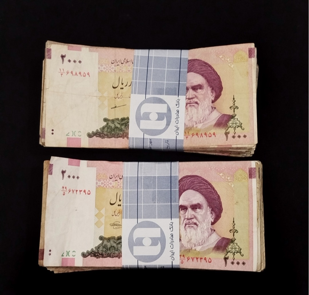 2 بسته اسکناس 2000 ریالی امام