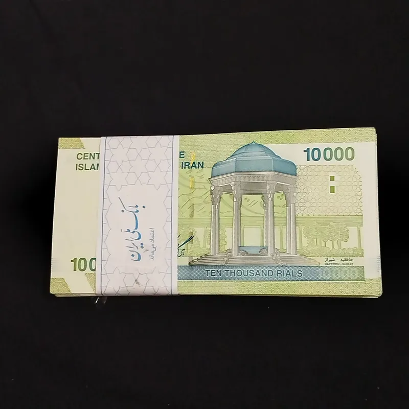 بسته اسکناس 10000 ریالی حافظیه