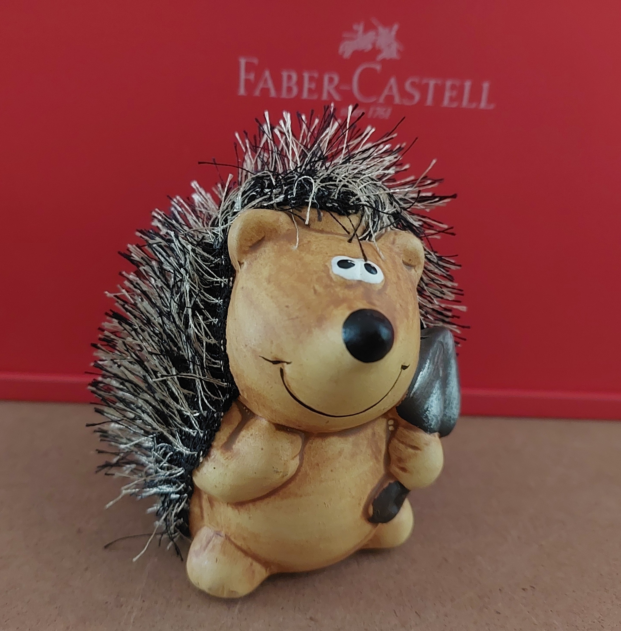 قلک مجسمه عروسکی فانتزی دکوری طرح جوجه تیغی