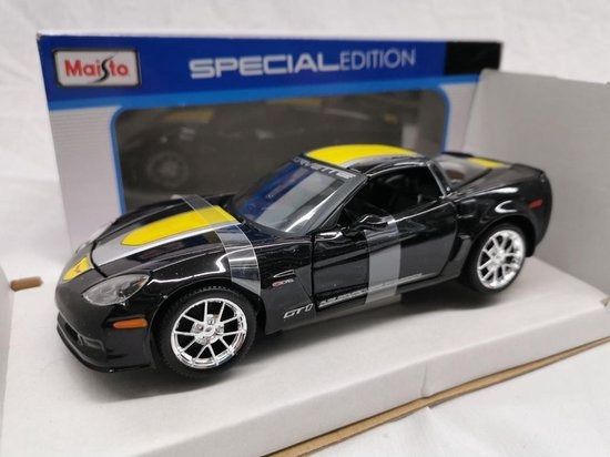 ماکت شورلت کوروت GT1 مدل 2009 مایستو 1/24 تک جعبه