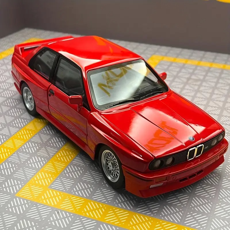 ماکت کلکسیونی BMW E30 چه ژی 1/24