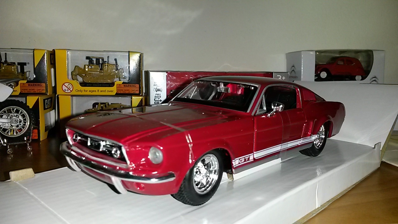 ماکت فورد موستانگ GT مدل 1967 مایستو 1/24