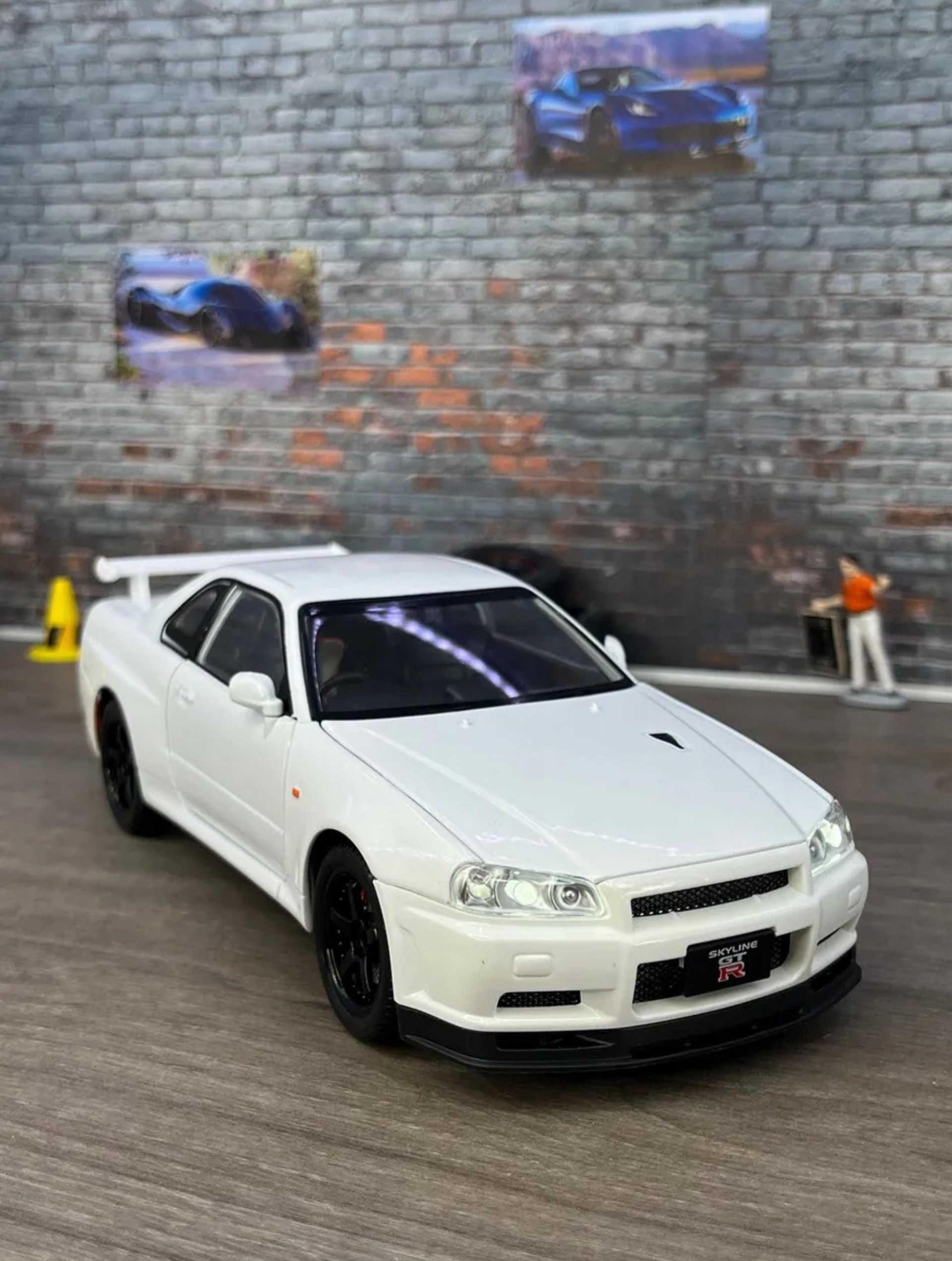 ماکت نیسان اسکای لاین R34 مقیاس 1/24