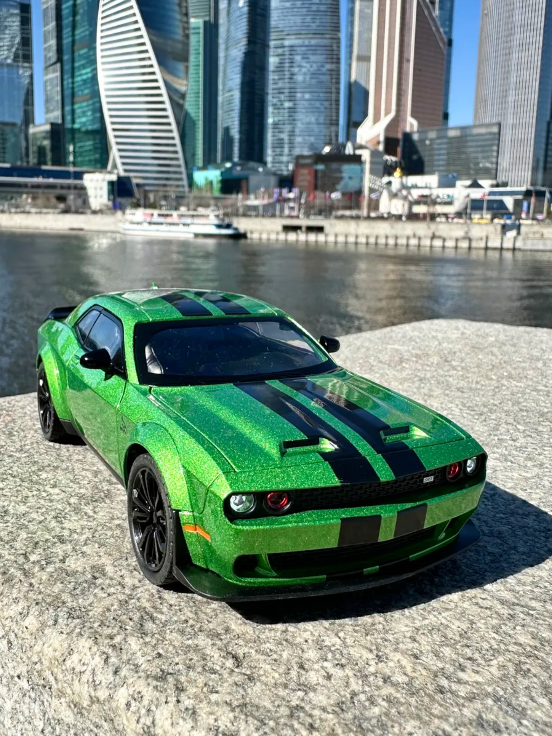 ماکت دوج چلنجر هلکت SRT مقیاس 1/24