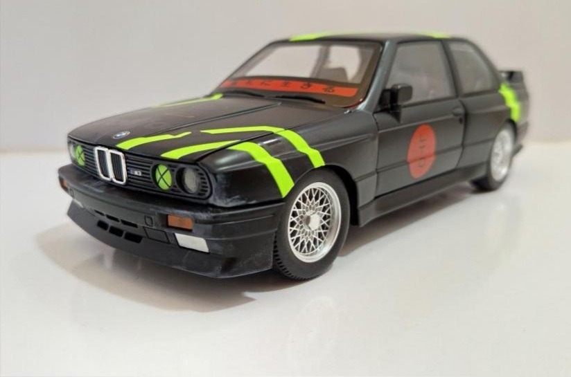 ماکت کلکسیونی BMW E30 تیونینگ 1/24