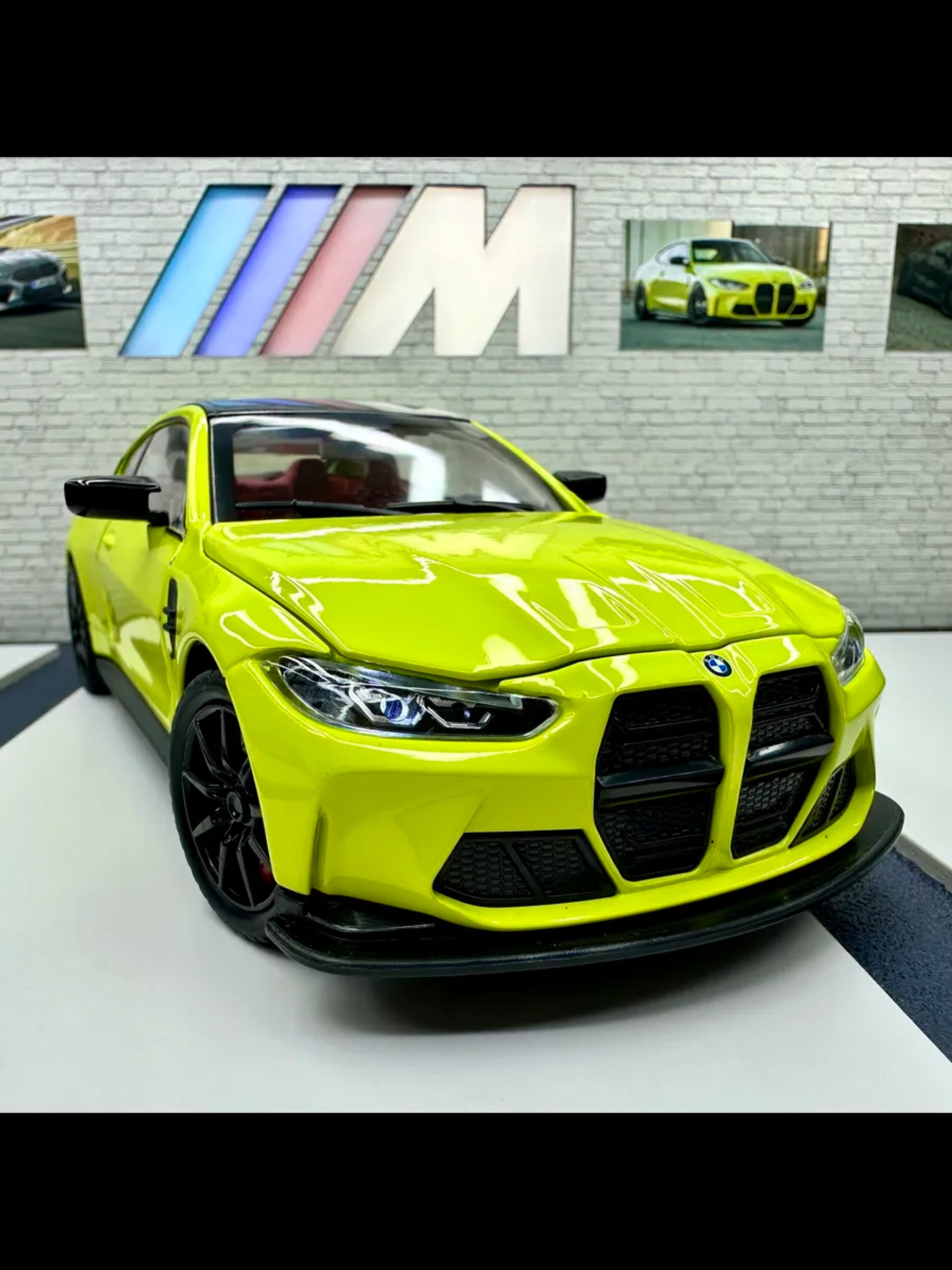 ماکت کلکسیونی BMW M4 مقیاس ( 1/24 ) BY JLF