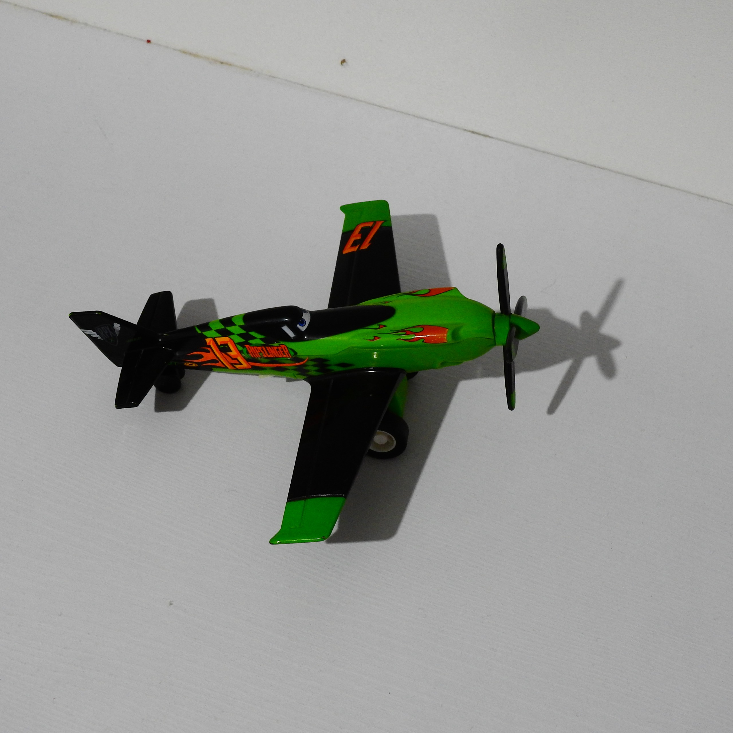 هواپیما اسباب بازی انیمیشنی کارتونی فلزی محکم