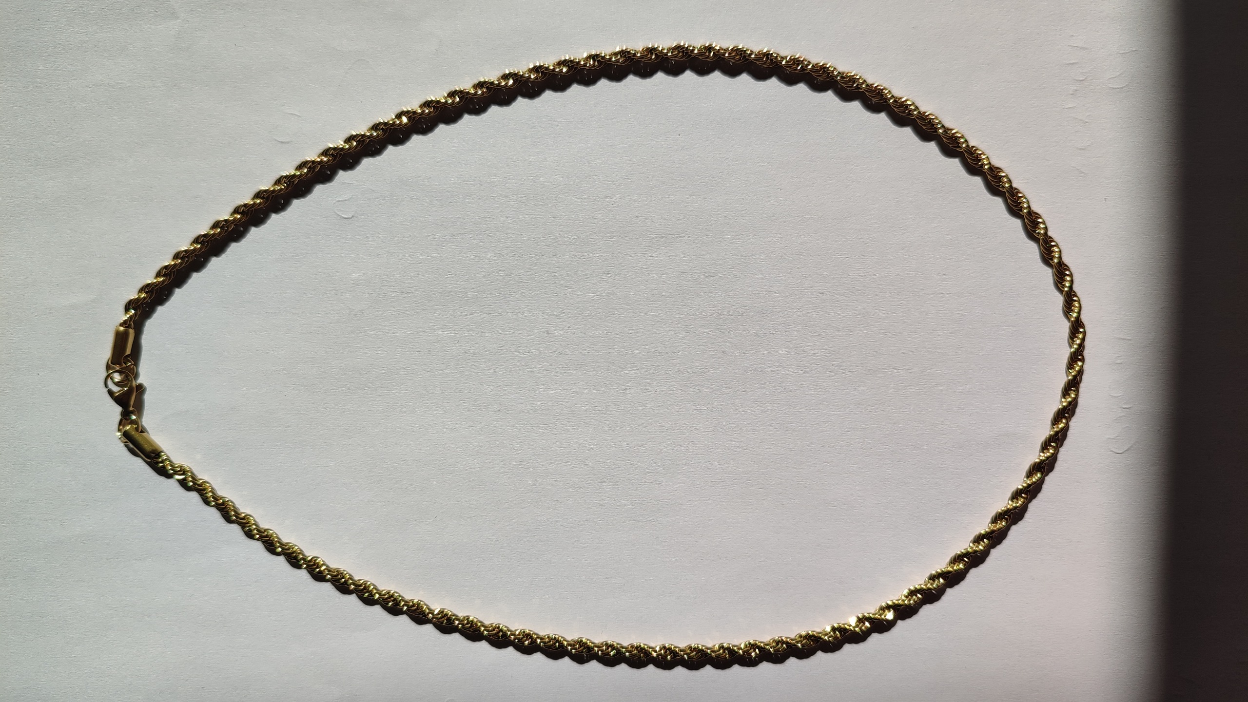 گردنبندمدل طناب پیچ طلایی رنگ ثابت45سانت،مشابه طلا