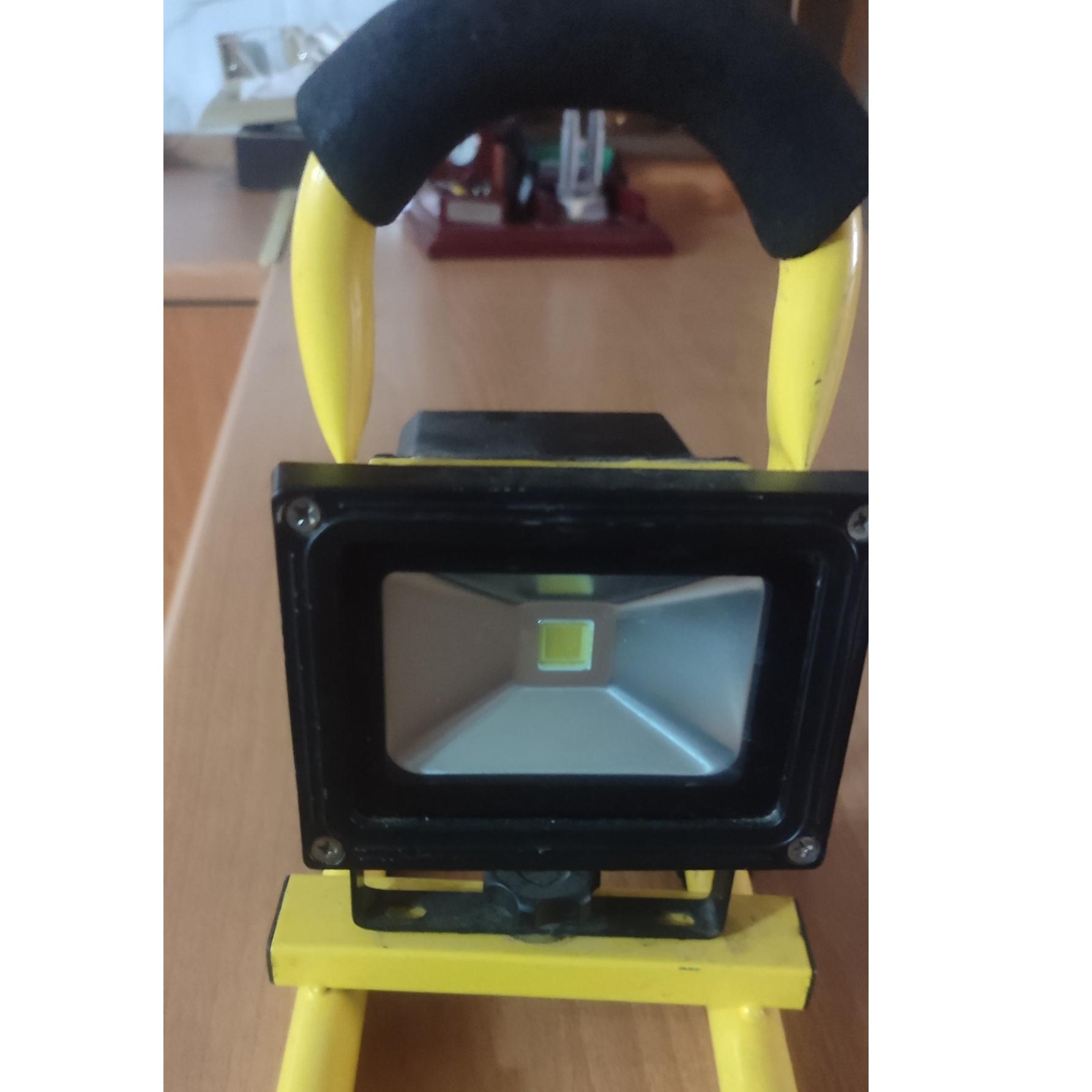 پرژکتور سیارشارژی و