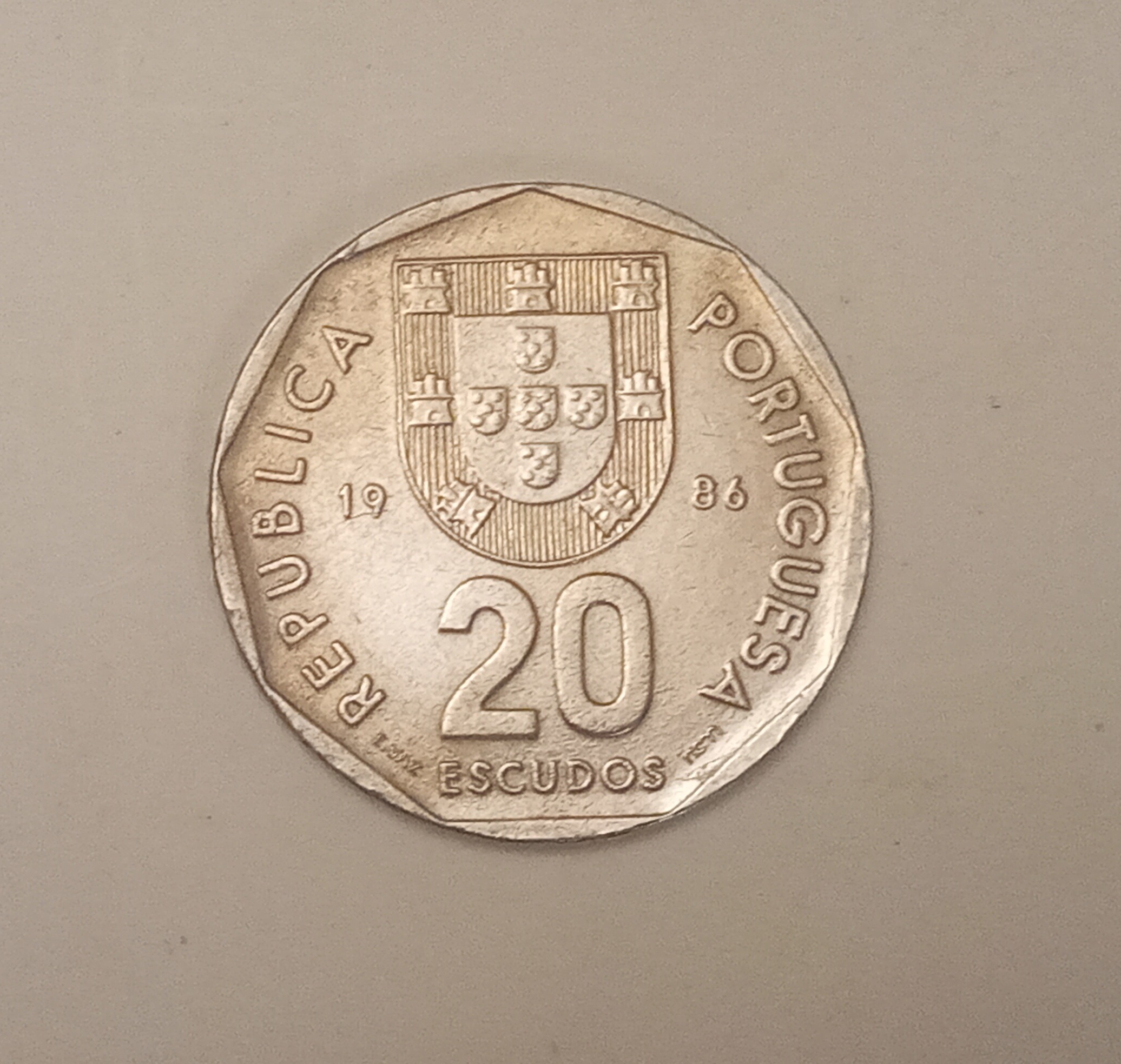 سکه کمیاب 20 اسکودو پرتغال 1986