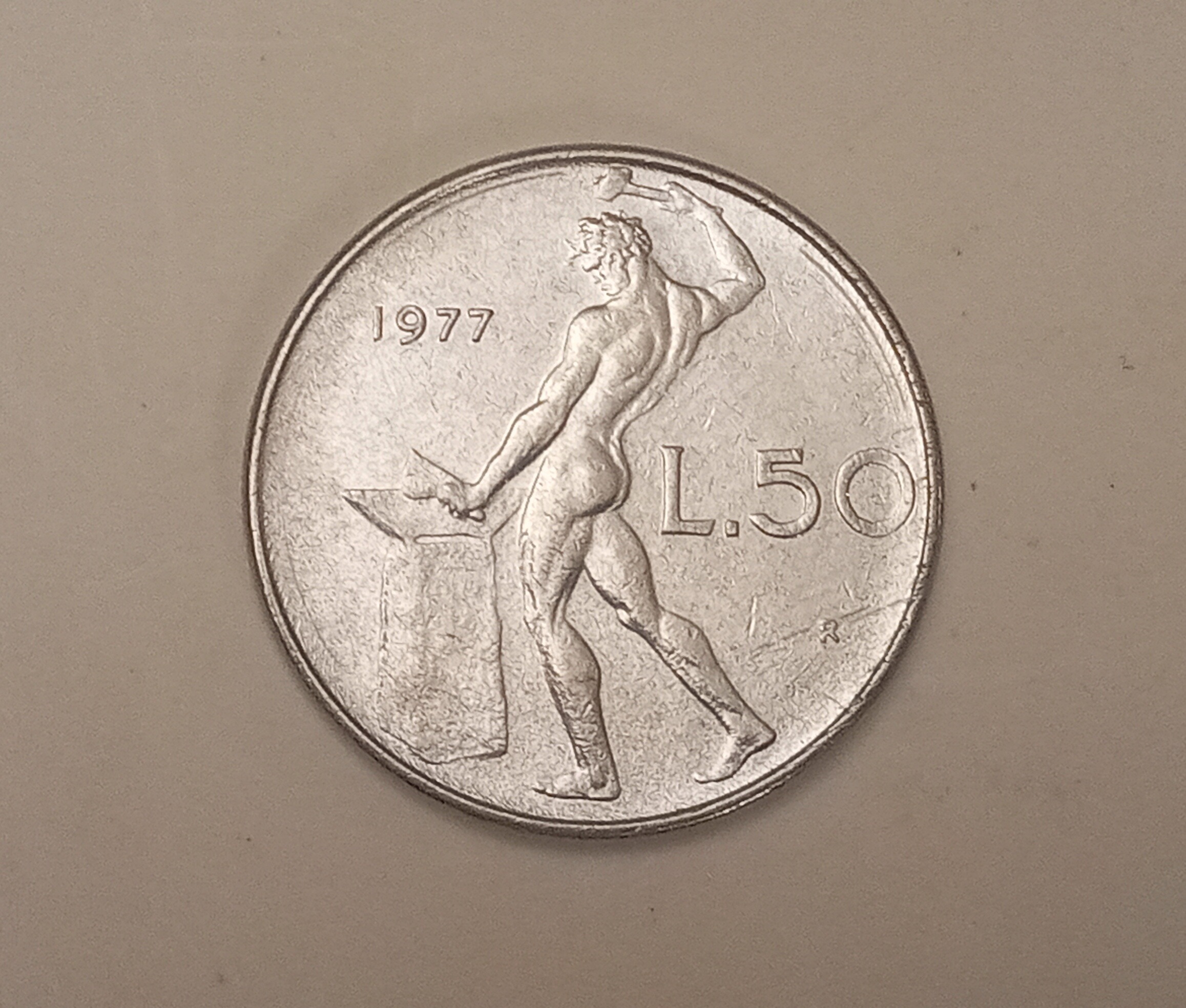 سکه قدیمی 50 لیره ایتالیا 1977
