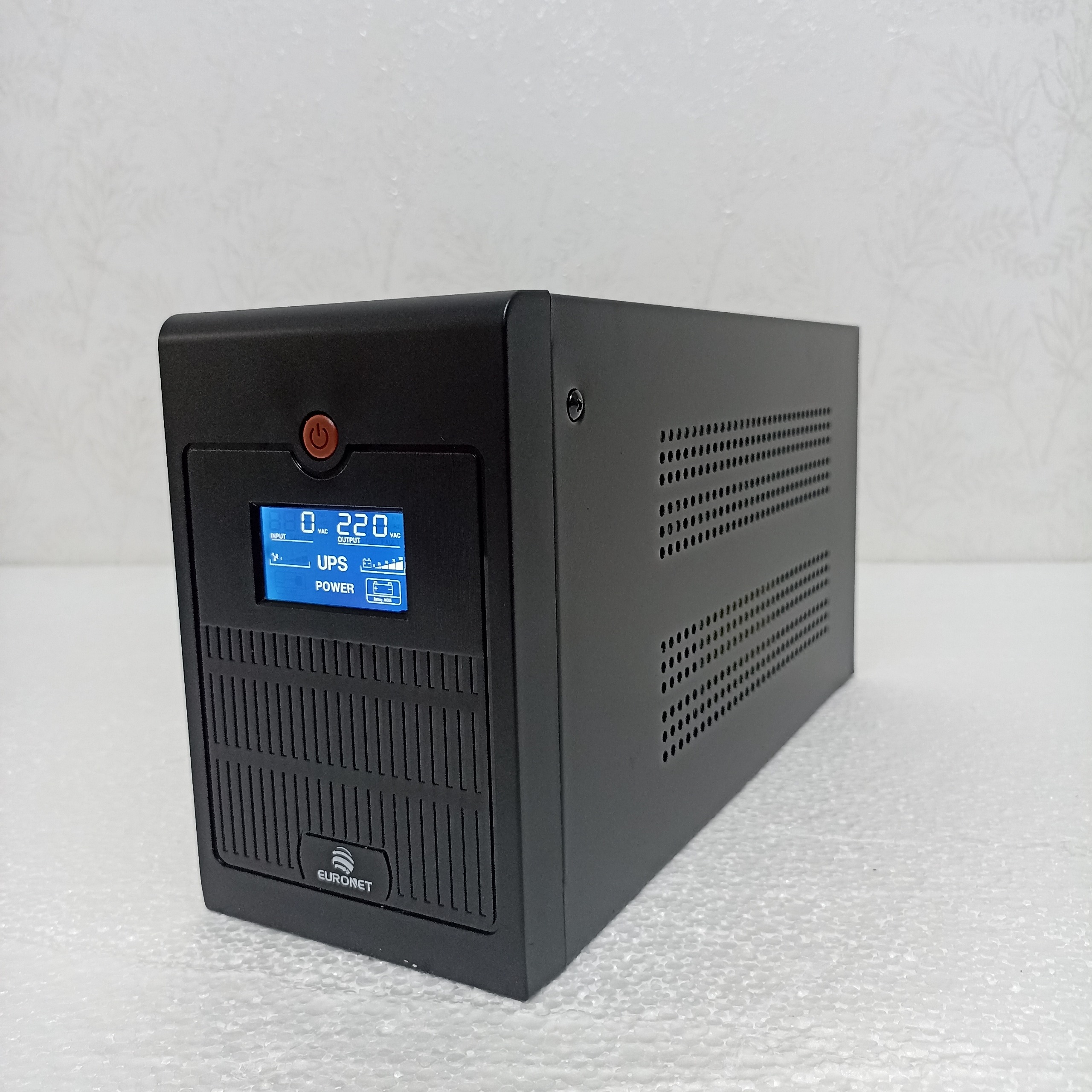 یو پی اس یورو نت 2KVA مدل ACE2000 VA