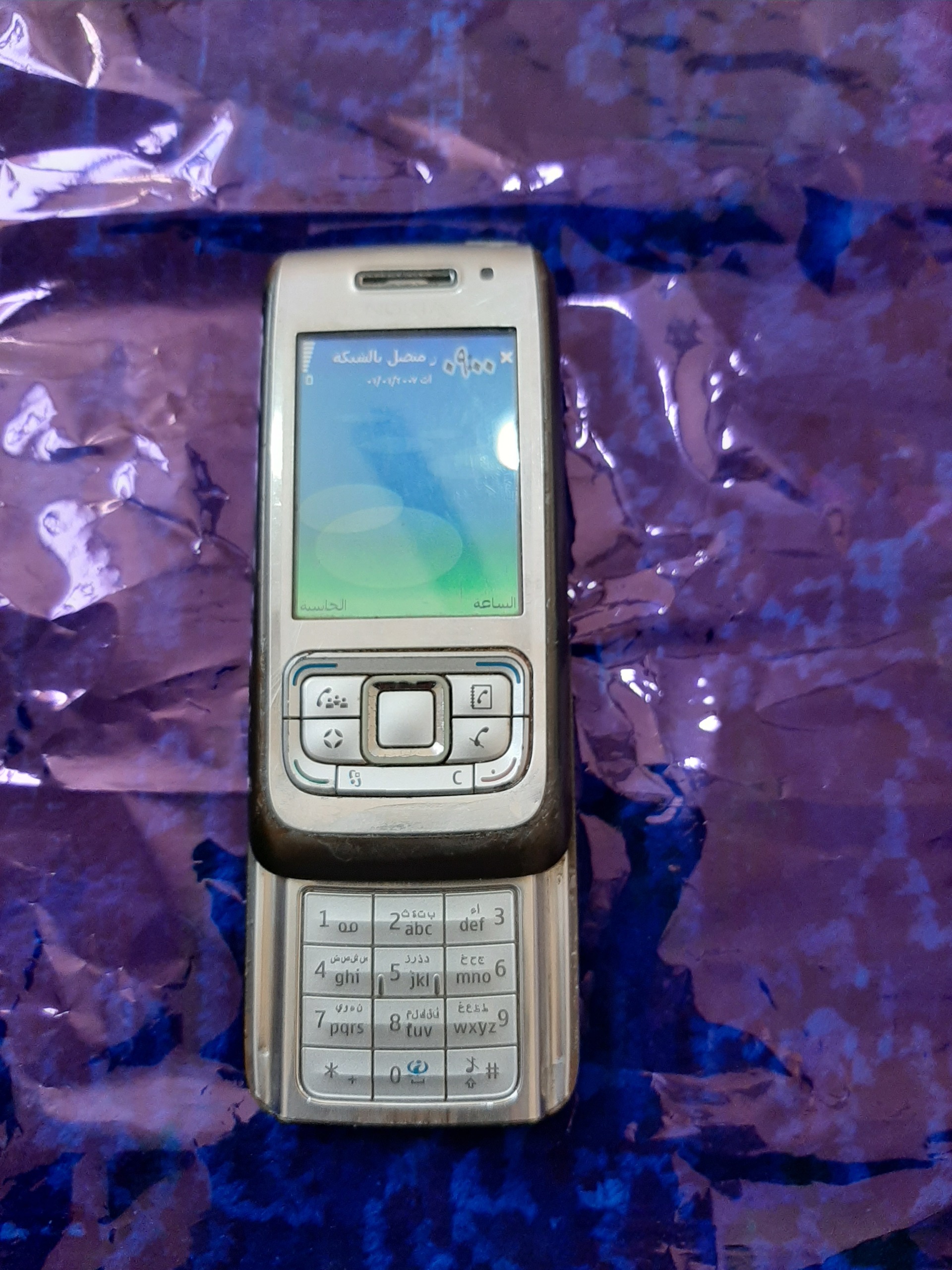 گوشی نوکیا مدل E65ریجستر نشده منو عربی