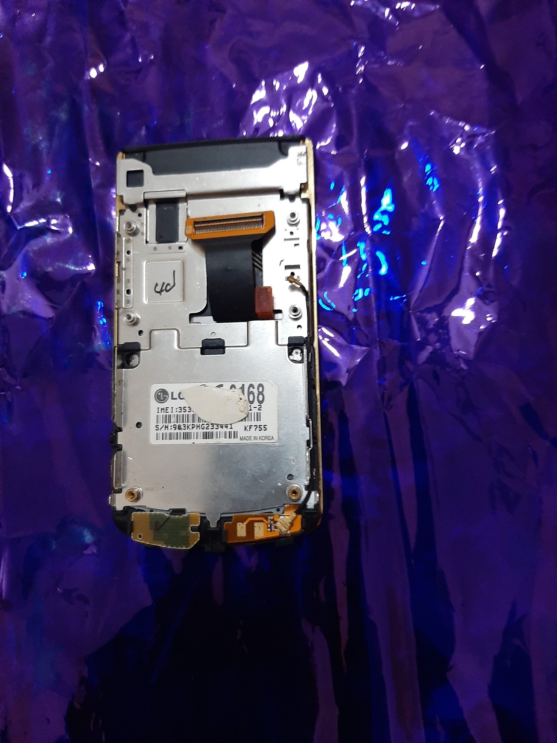 فلت ال سی دی الجی مدل KF755