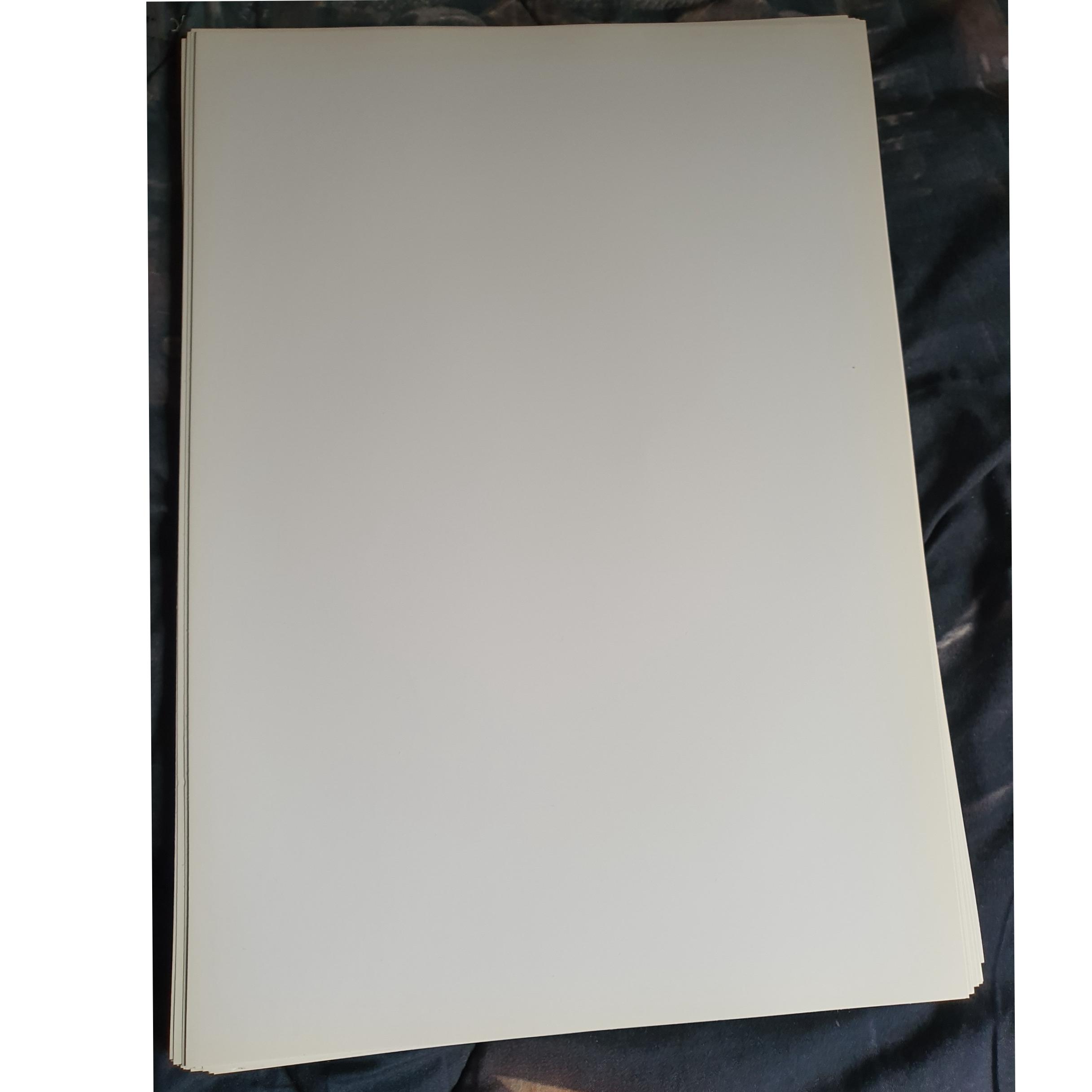 50 عدد کاغذ گلاسه a3