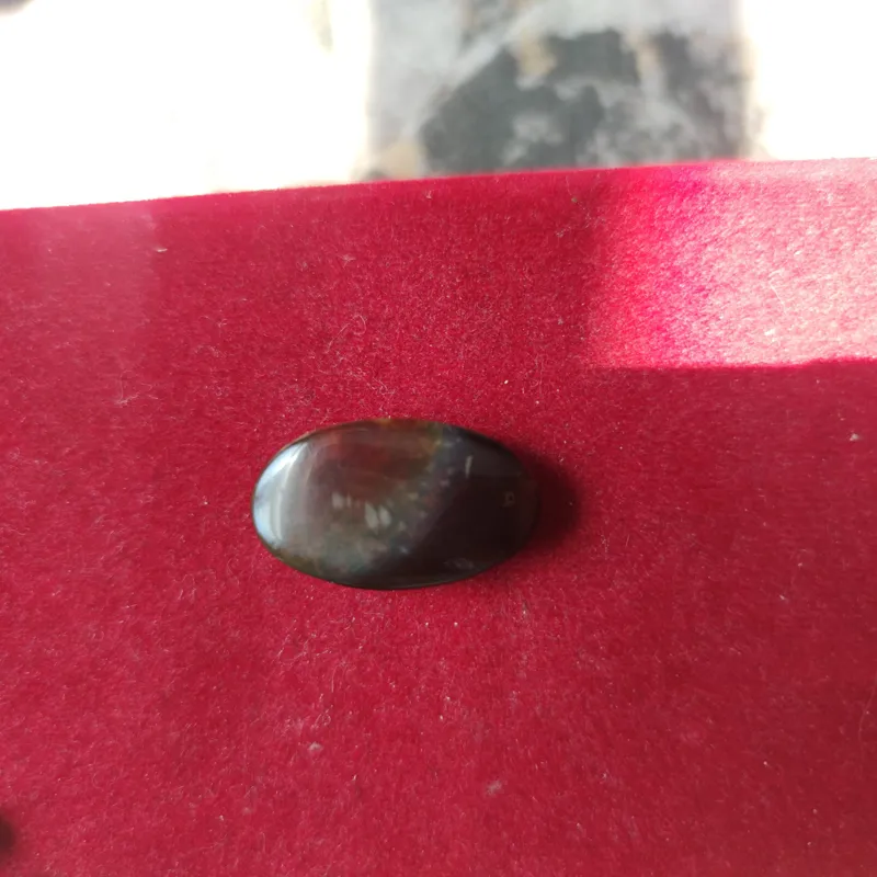 عقیق سلطانی مصور