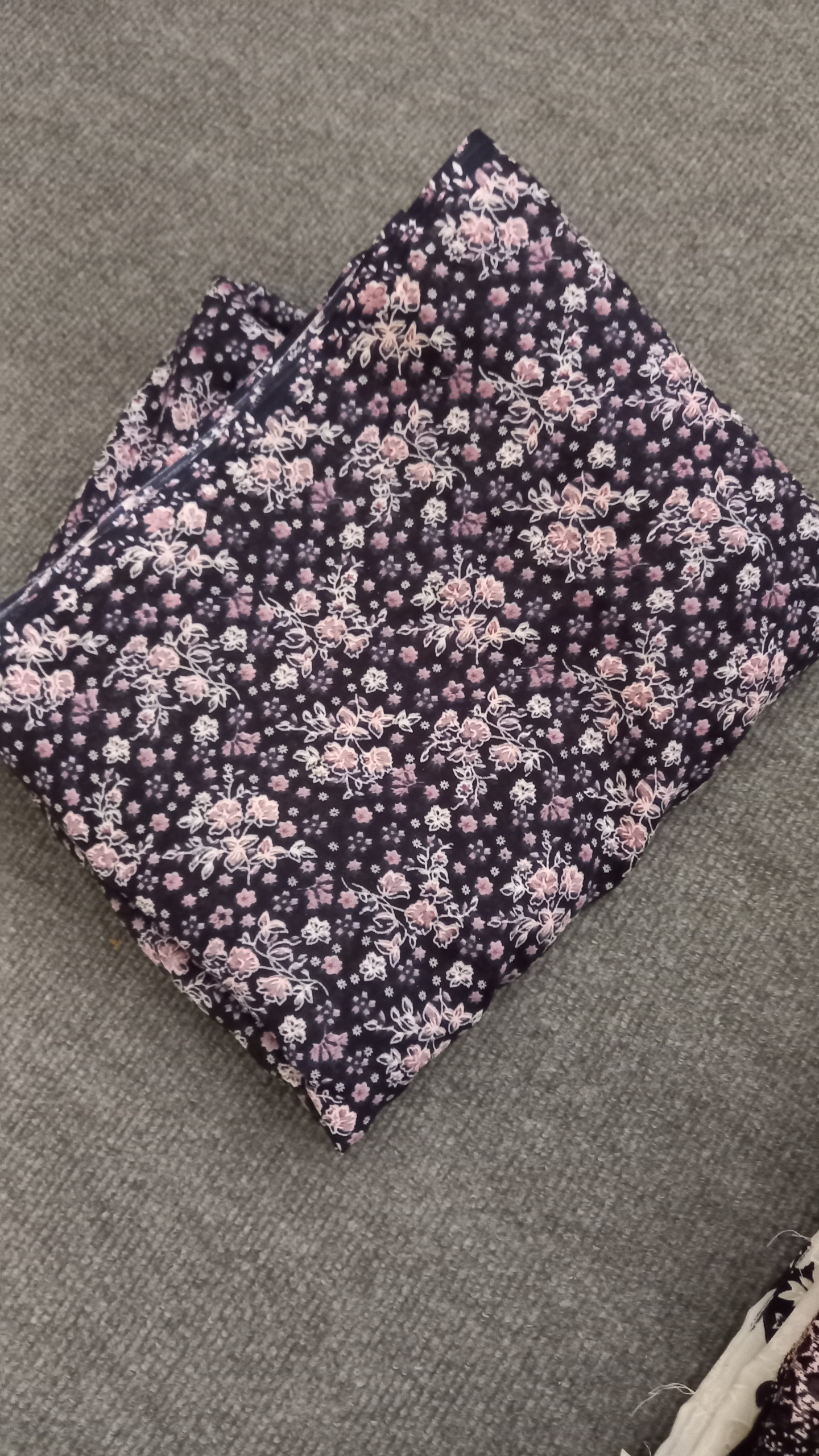 پارچه مخصوص چادری