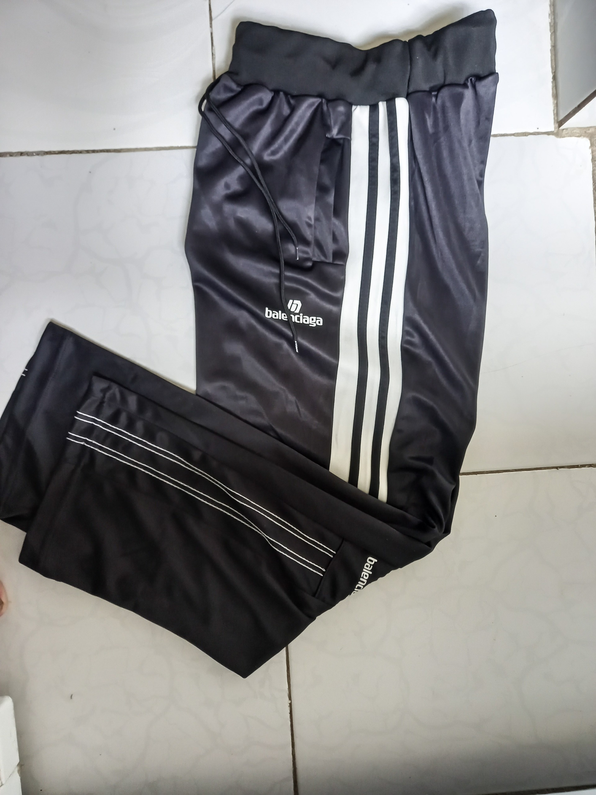 شلوار اسلش ورزشی سه خط اکبند