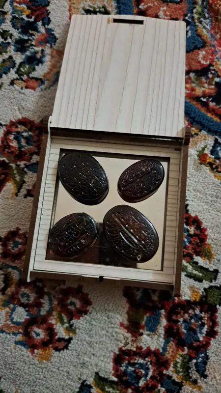 چهارعدد سنگ عقیق حکاکی خط