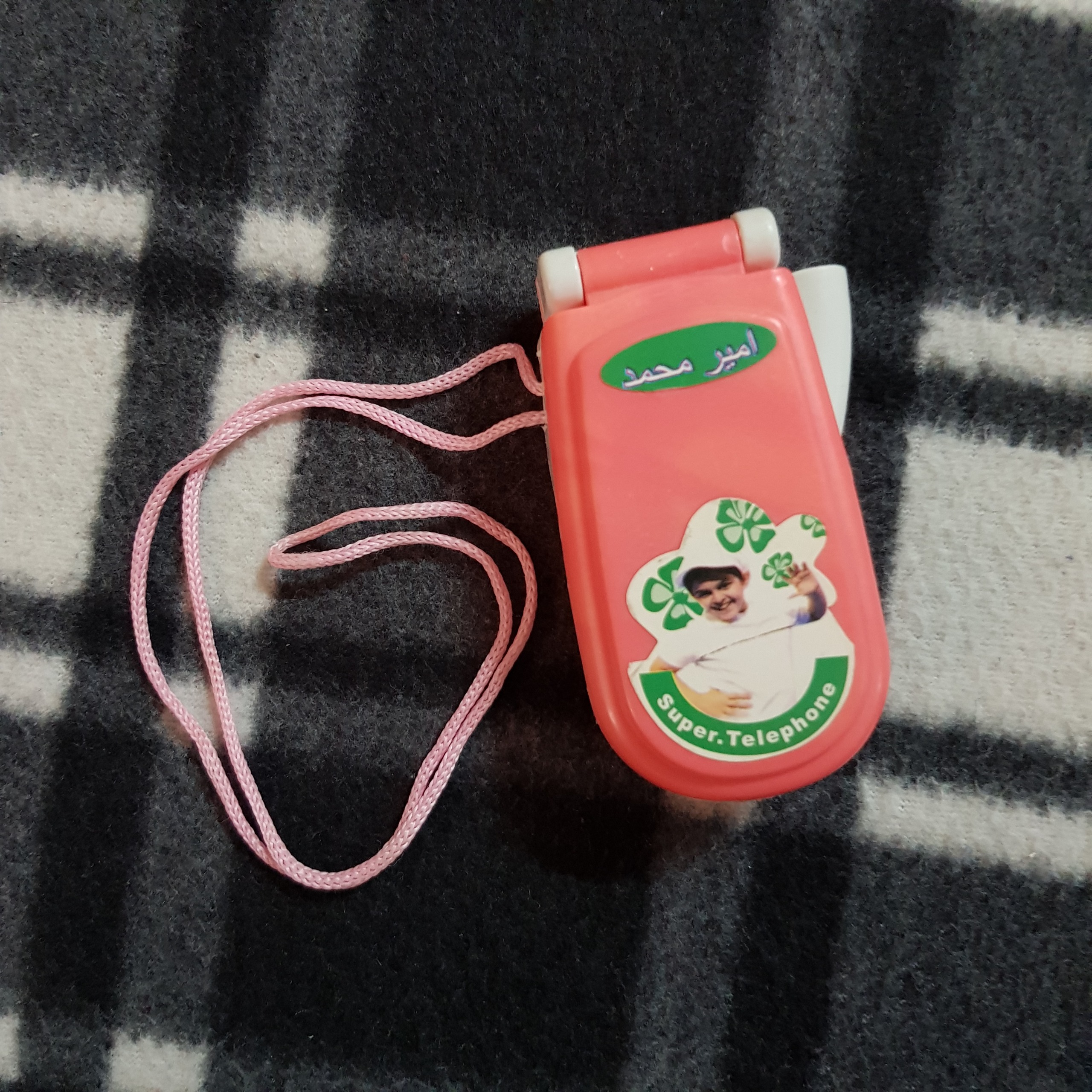 موبایل اسباب بازی - طرح امیرمحمد