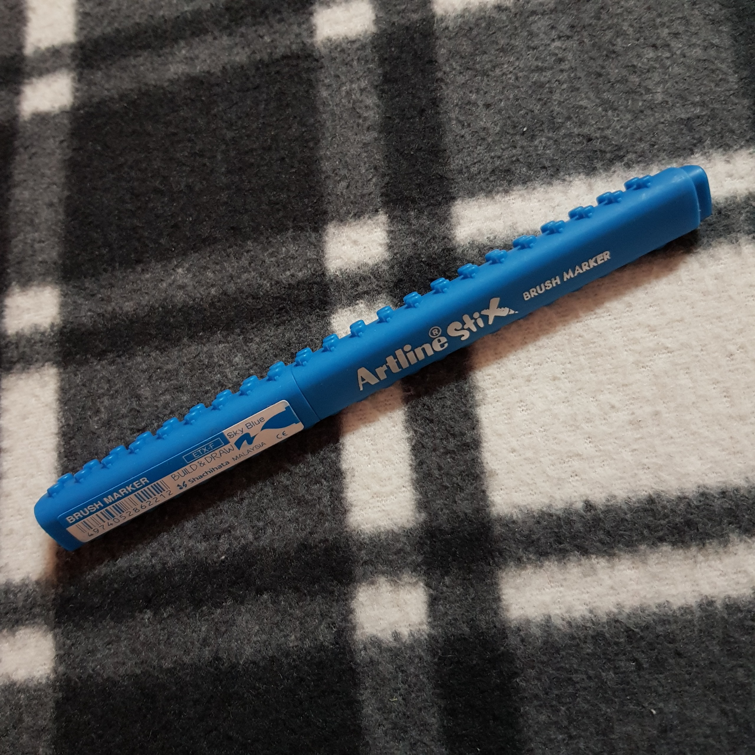 ماژیک برند Artline مدل Brush Marker رنگ آبی آسمانی