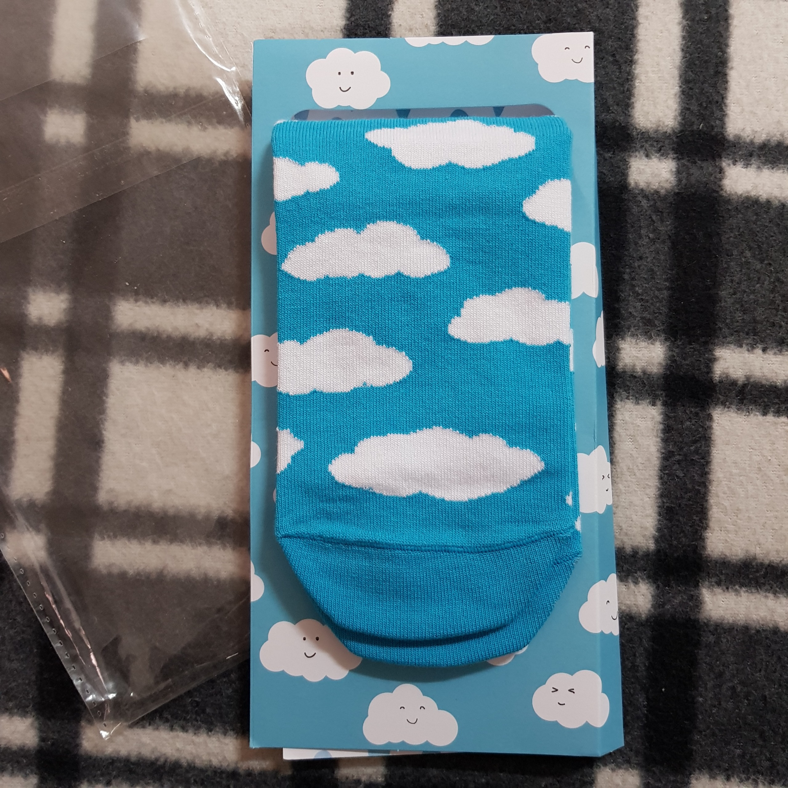 جوراب برند رنگی رنگی - طرح ابر