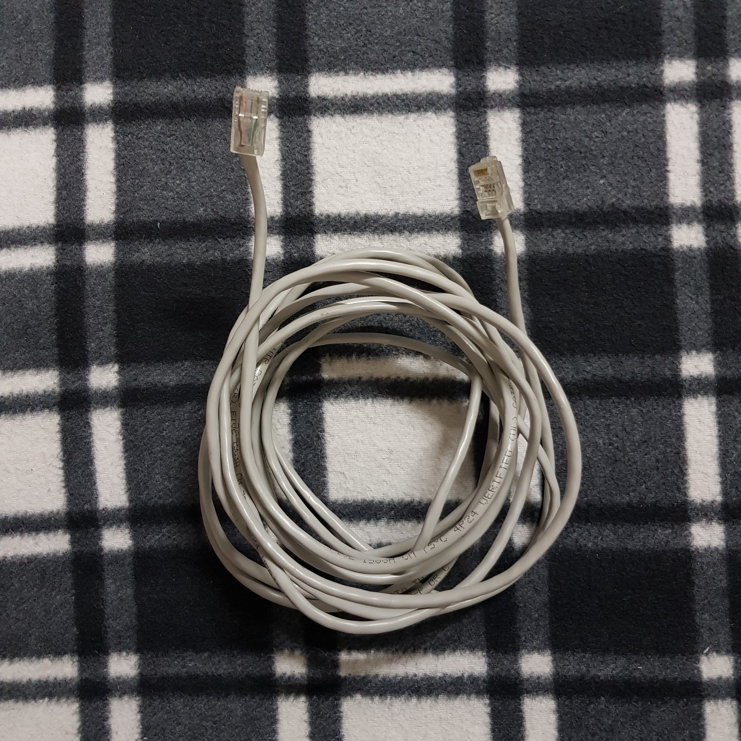کابل LAN (طول حدود 4 متر، 2 عدد) - قیمت تک