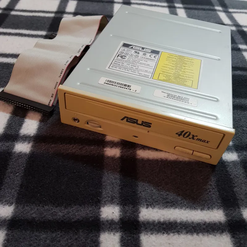 درایو نوری برند ASUS - فقط CD-ROM