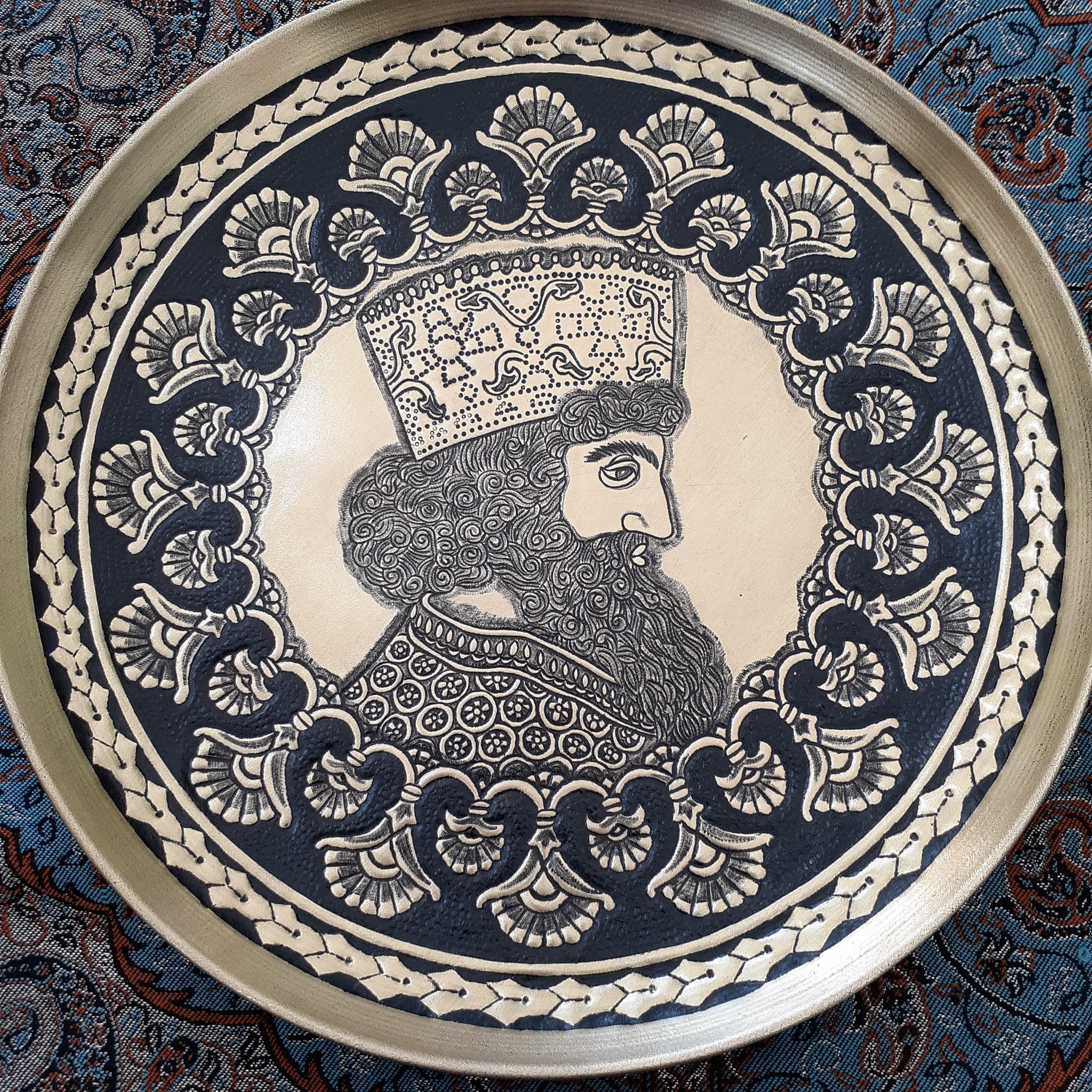 دیوار کوب  برنجی